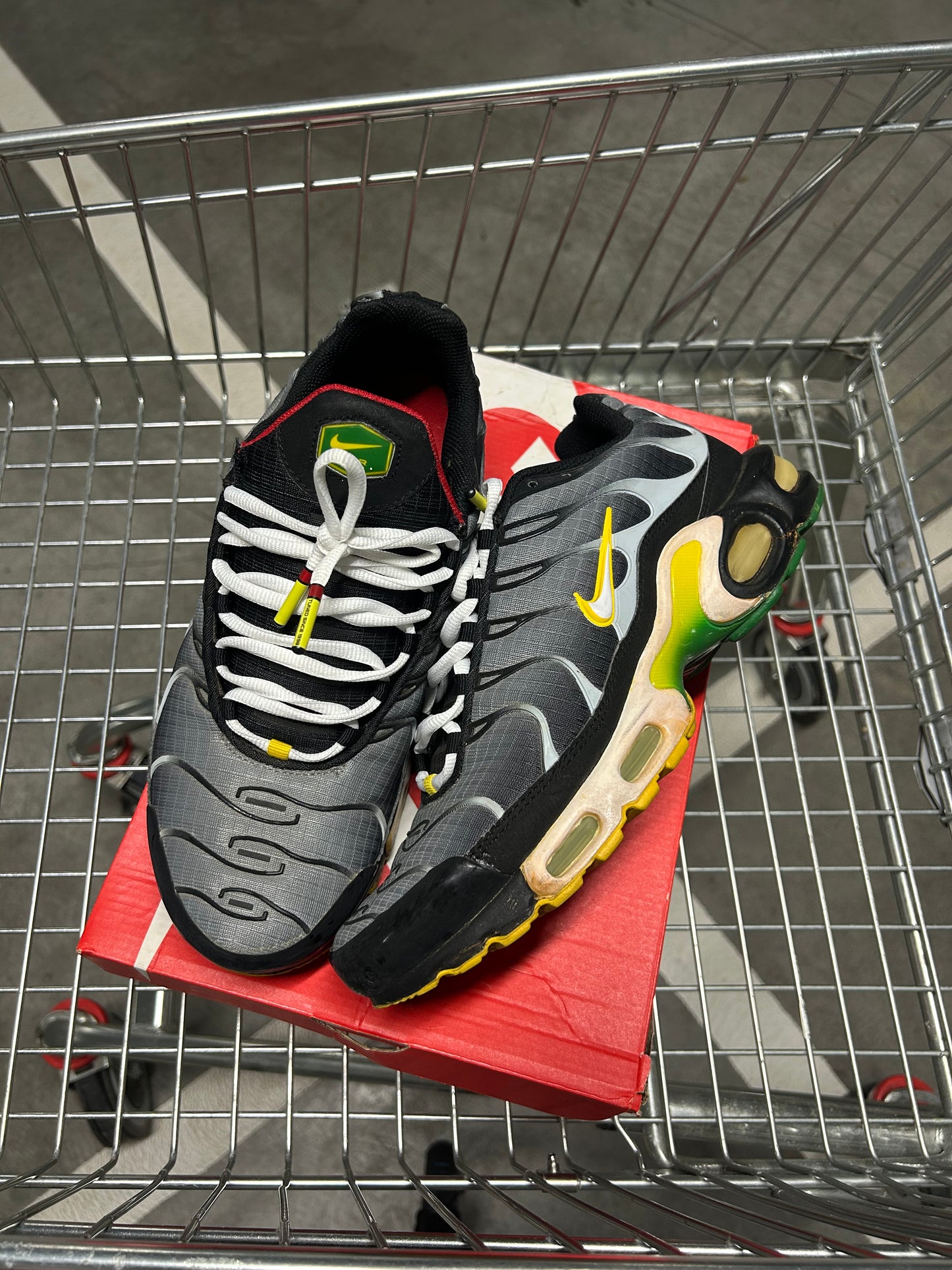 Nike Air Max Plus Rasta 2012 Men’s US9.5