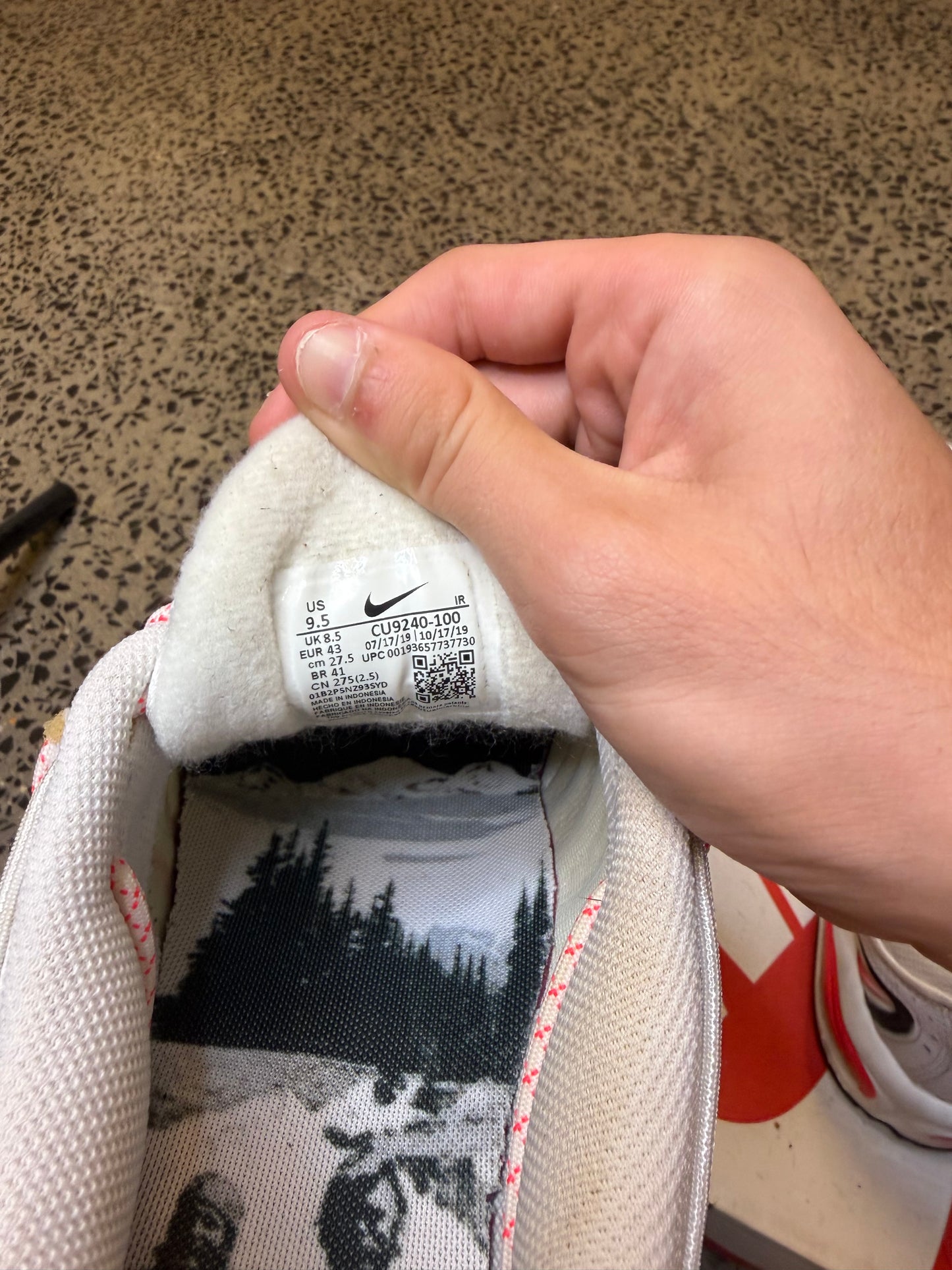 Nike Tailwind 4 White Laser Crimson Men’s US9.5