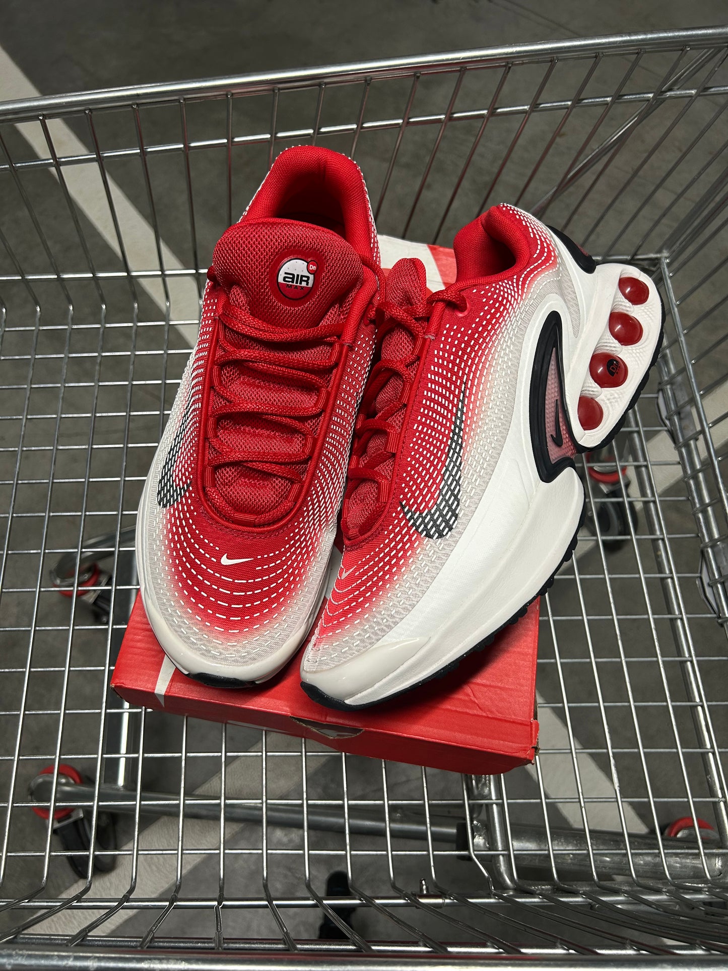Nike Air Max DN Dragons Men’s US11