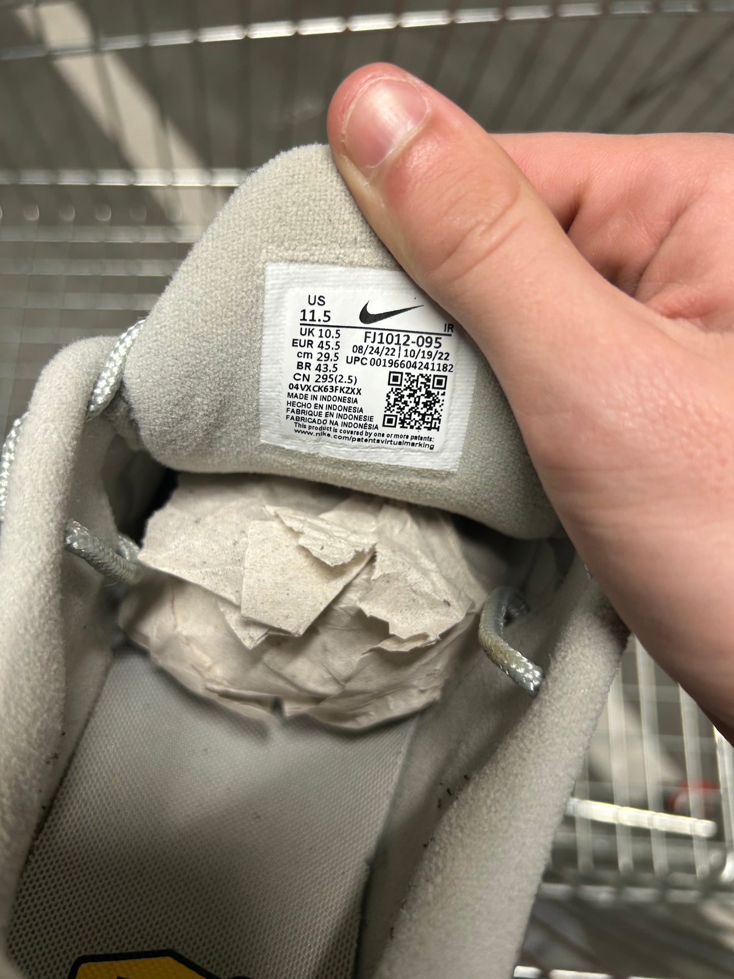 Nike Air Max Plus Metalic Silvers US11.5 Men’s