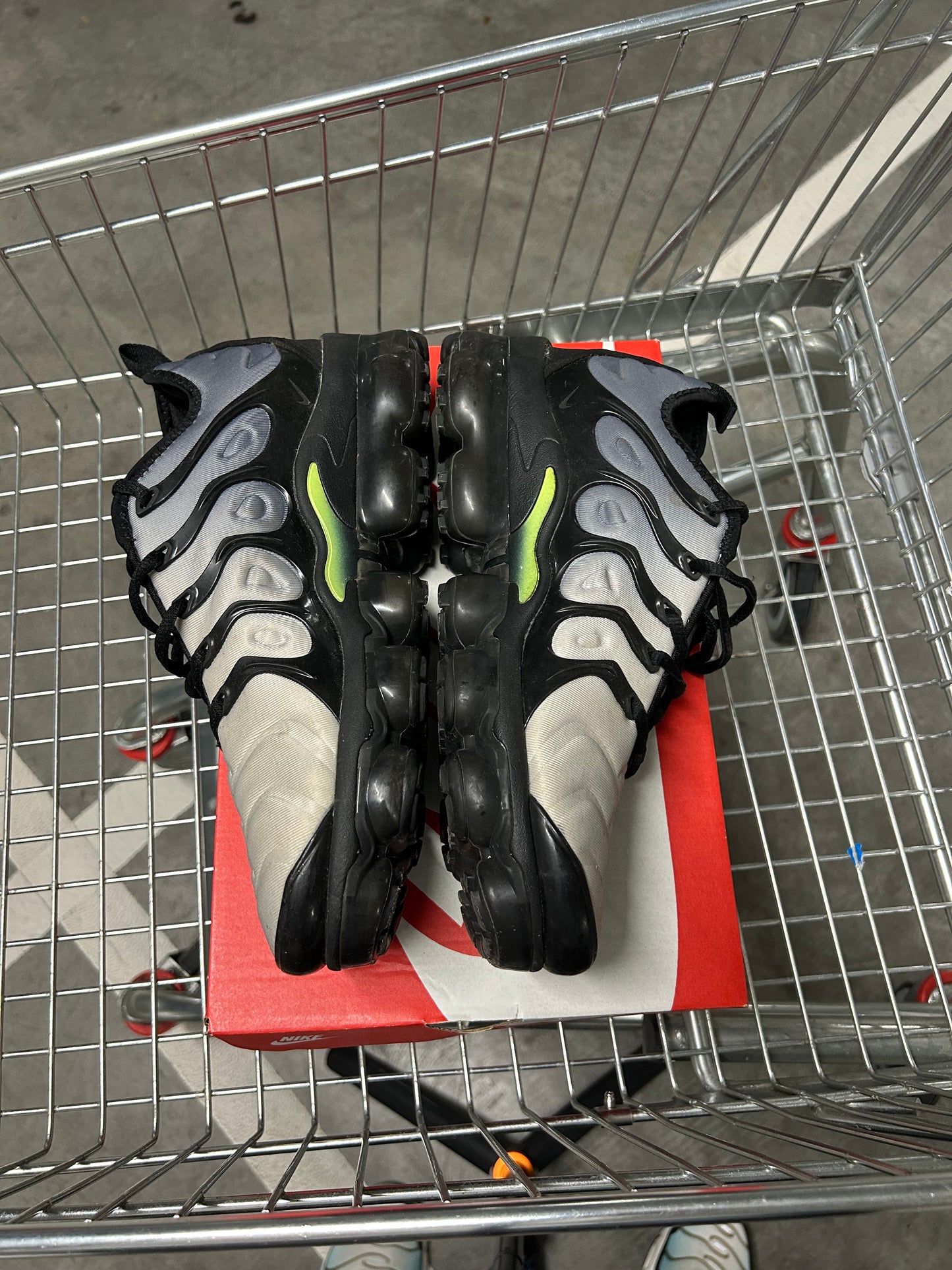 Nike Vapour Max Plus Neon US9.5 Men's