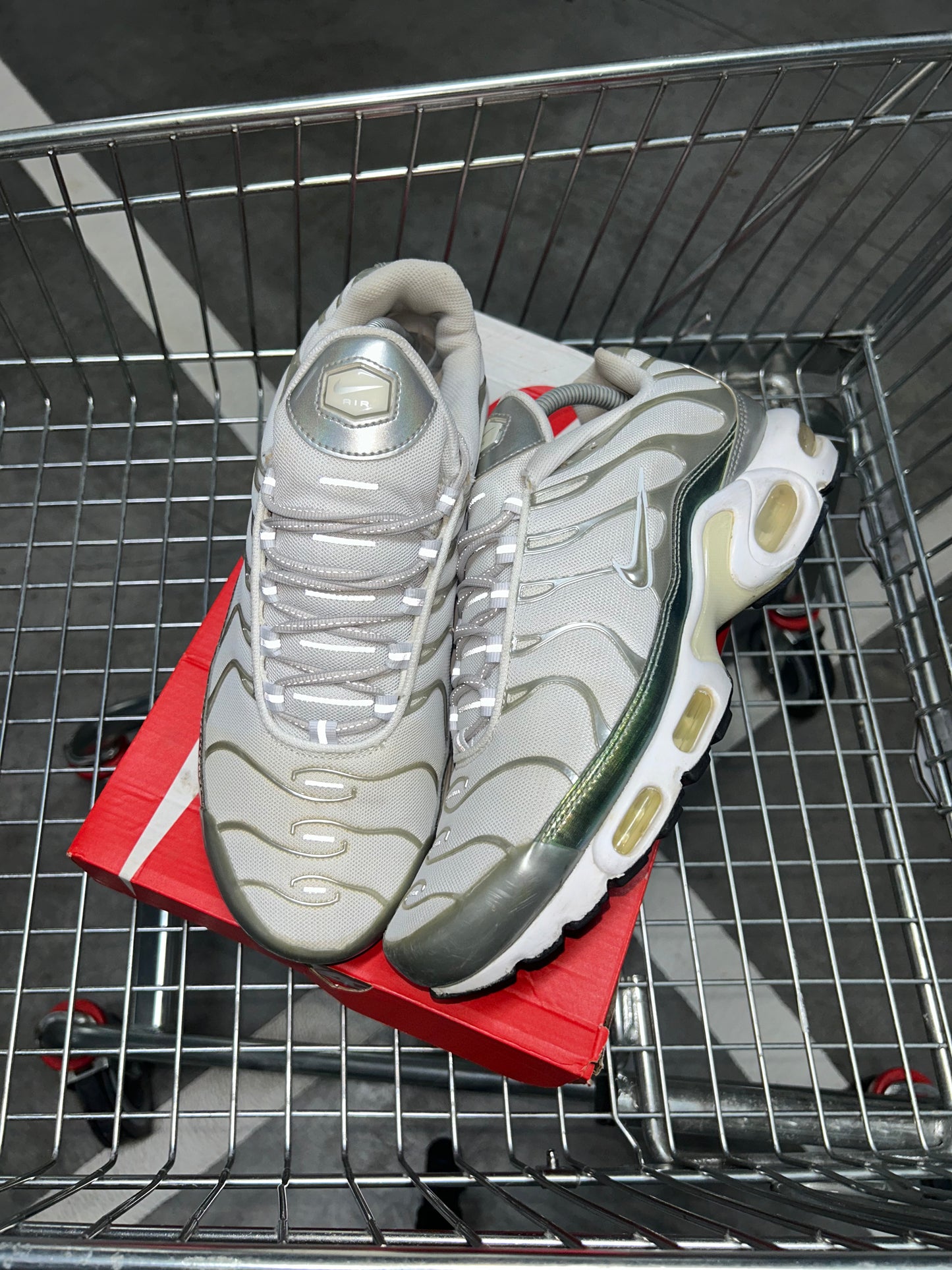 Nike Air Max Plus Silver Surfer Men’s US10.5