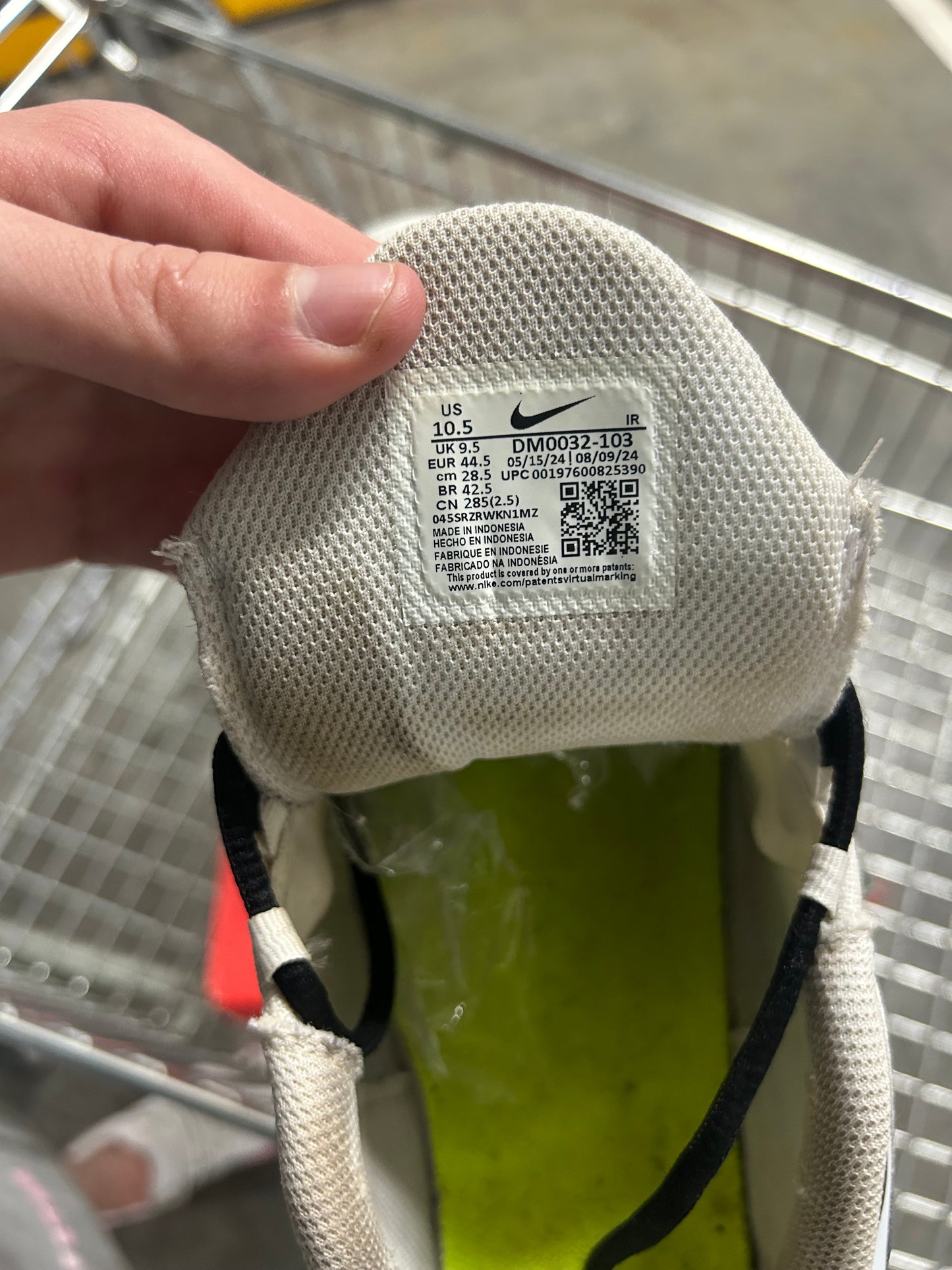 Nike Air Max Plus Volt Fades Men’s US10.5