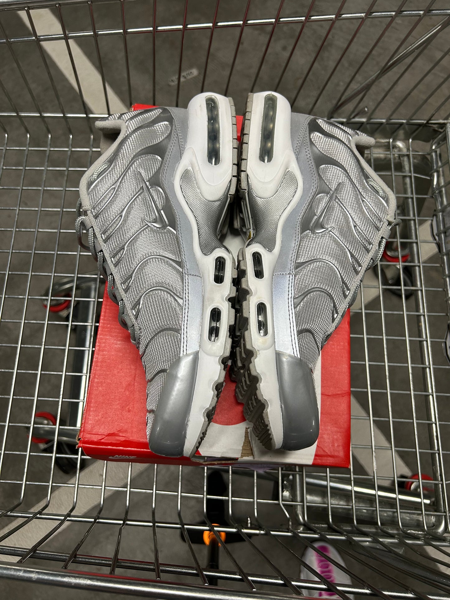 Nike Air Max Plus Metalic Silvers US11.5 Men’s