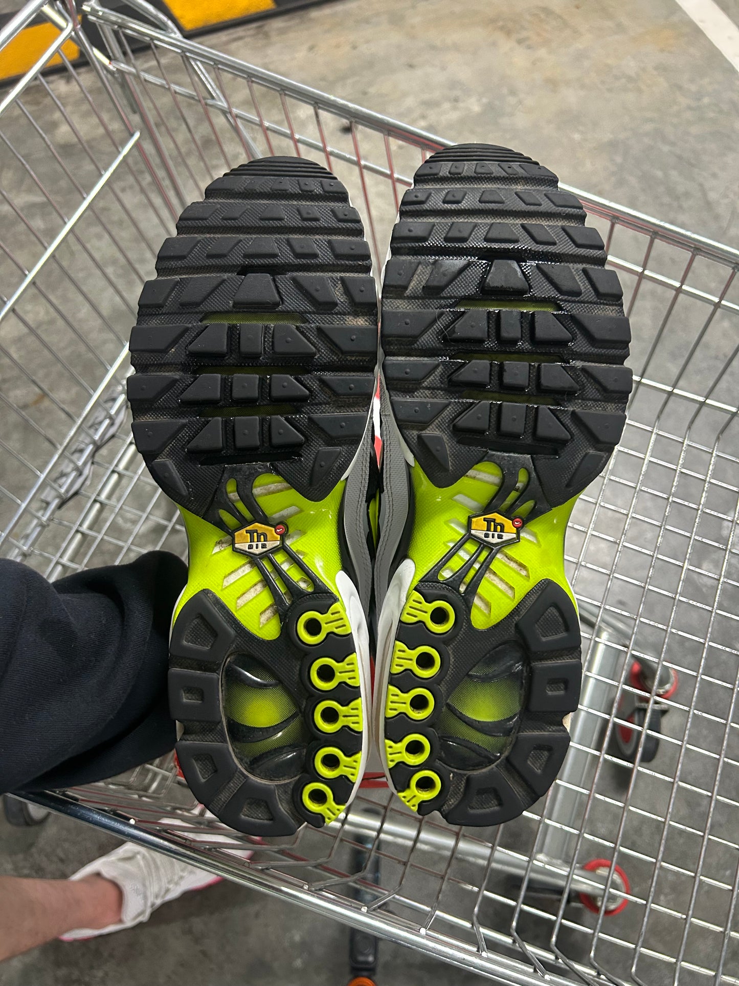 Nike Air Max Plus Volt Fades Men’s US10.5