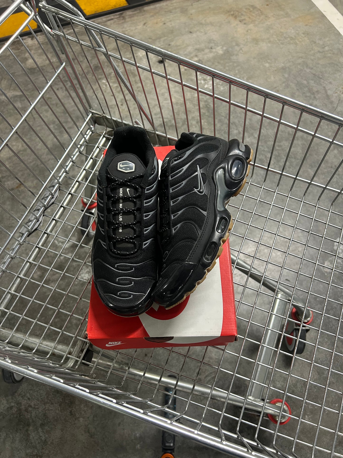 Nike Air Max Plus Black Gum Men’s US8.5