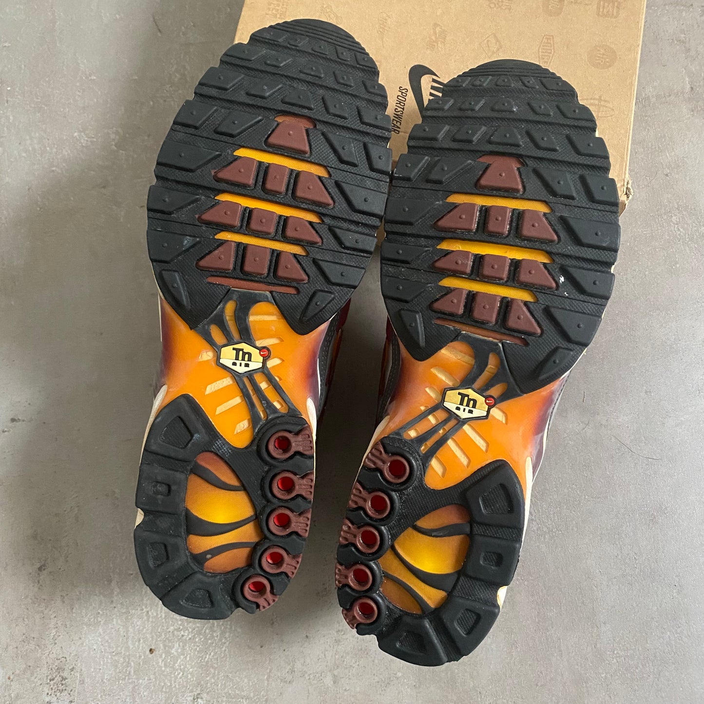 Nike Air Max Plus "Women's Burgundy" (1999) US12 Women's/ 10.5 Men's