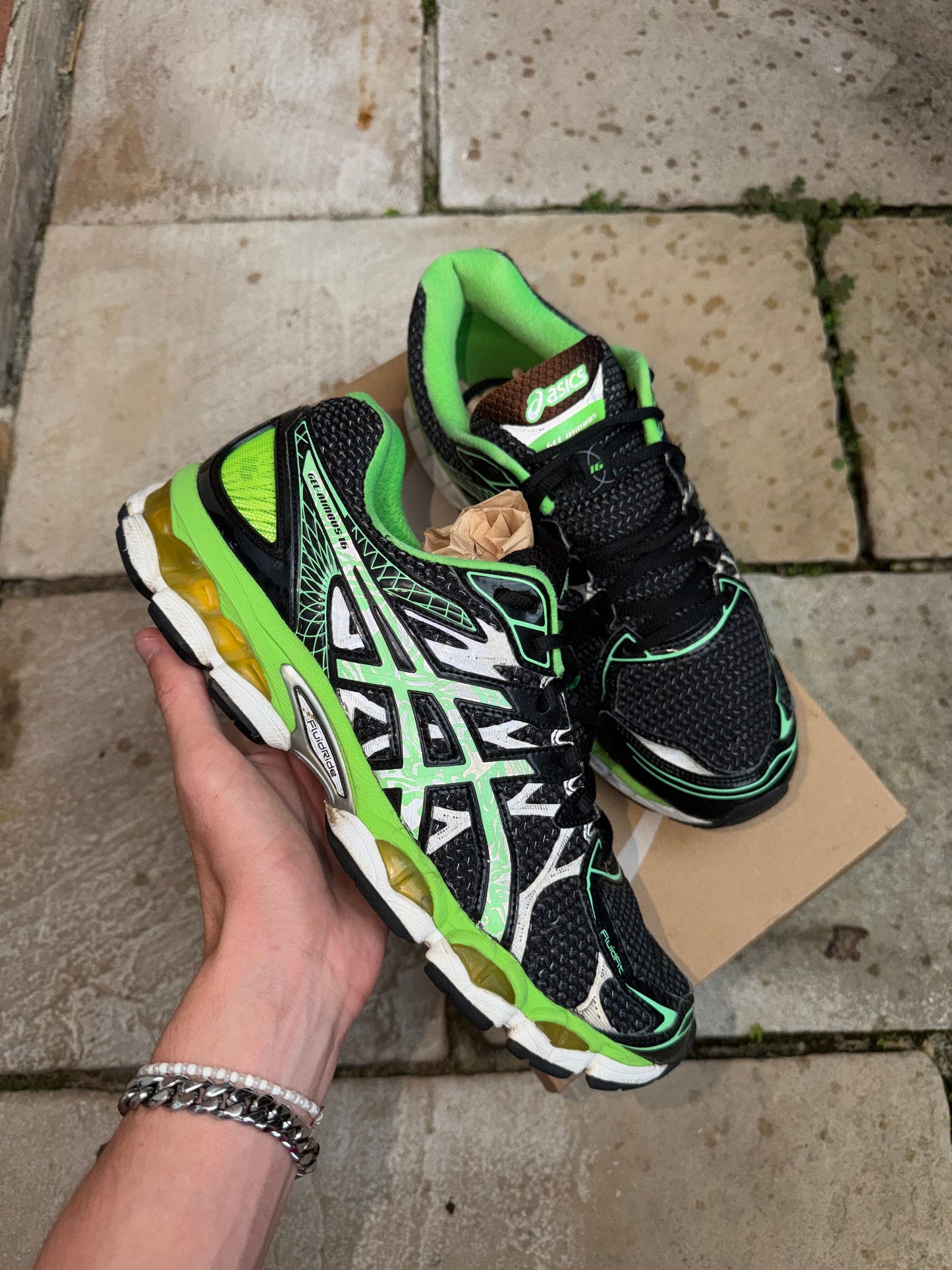 ASICS Gel Nimbus 16 "Volt Green Liteshows" US10.5 Men's