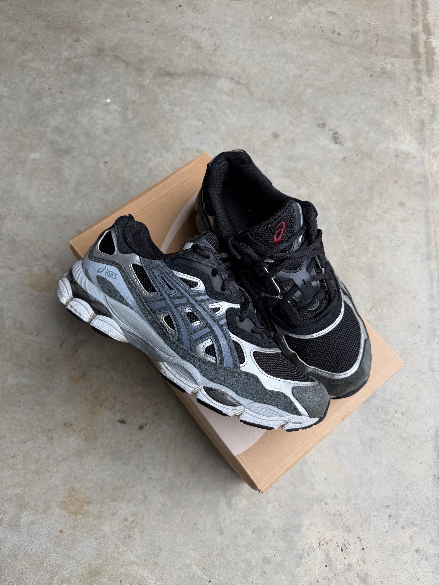 ASICS GEL NYC Black Fjord Grey US9 Men’s