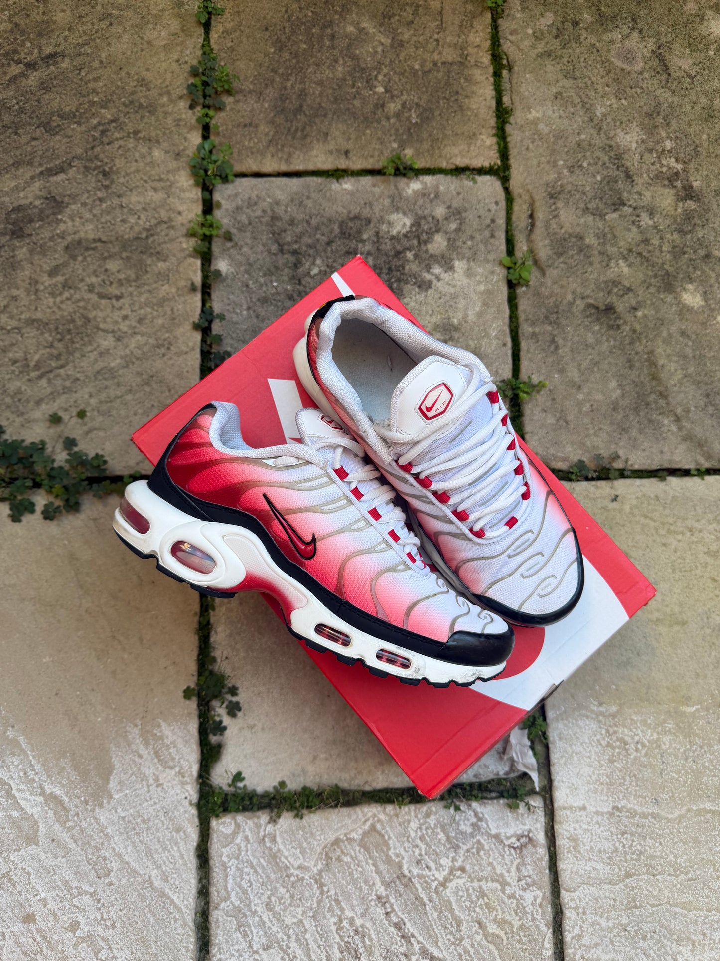 Nike Air Max Plus "White University Red" US9 Men's