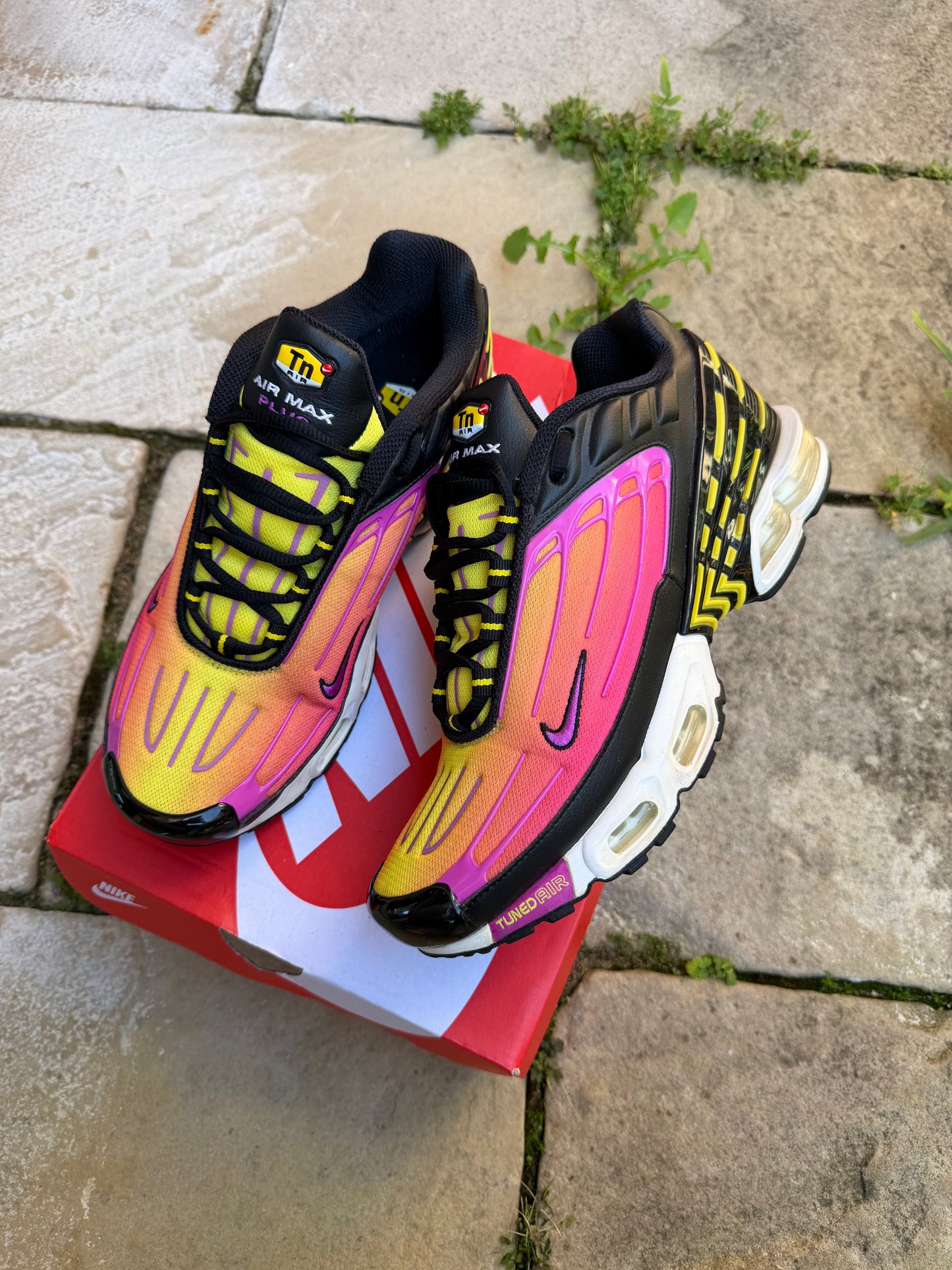 Nike Air Max Plus 3 “Hyper Violet” US9 Men’s