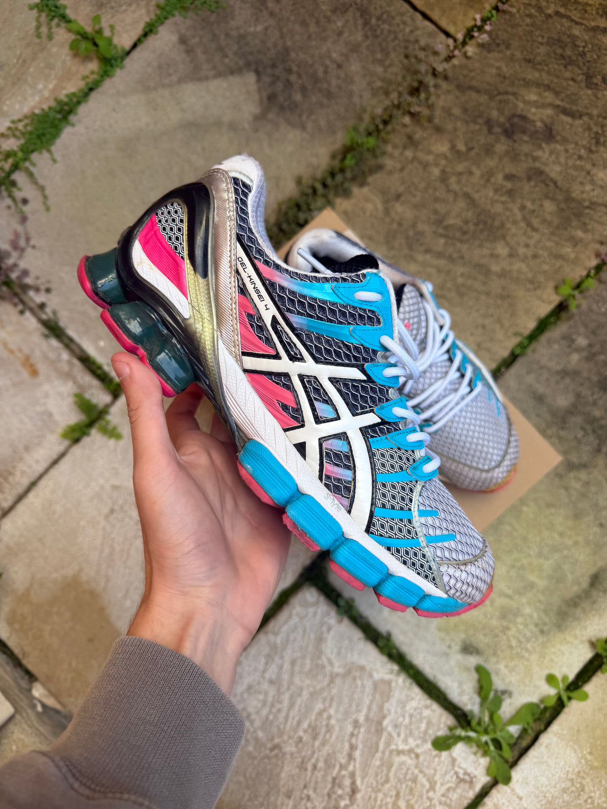 ASICS GEL-KINSEI 4 “Bubble Gum” US10 Women’s / 8.5 Men’s