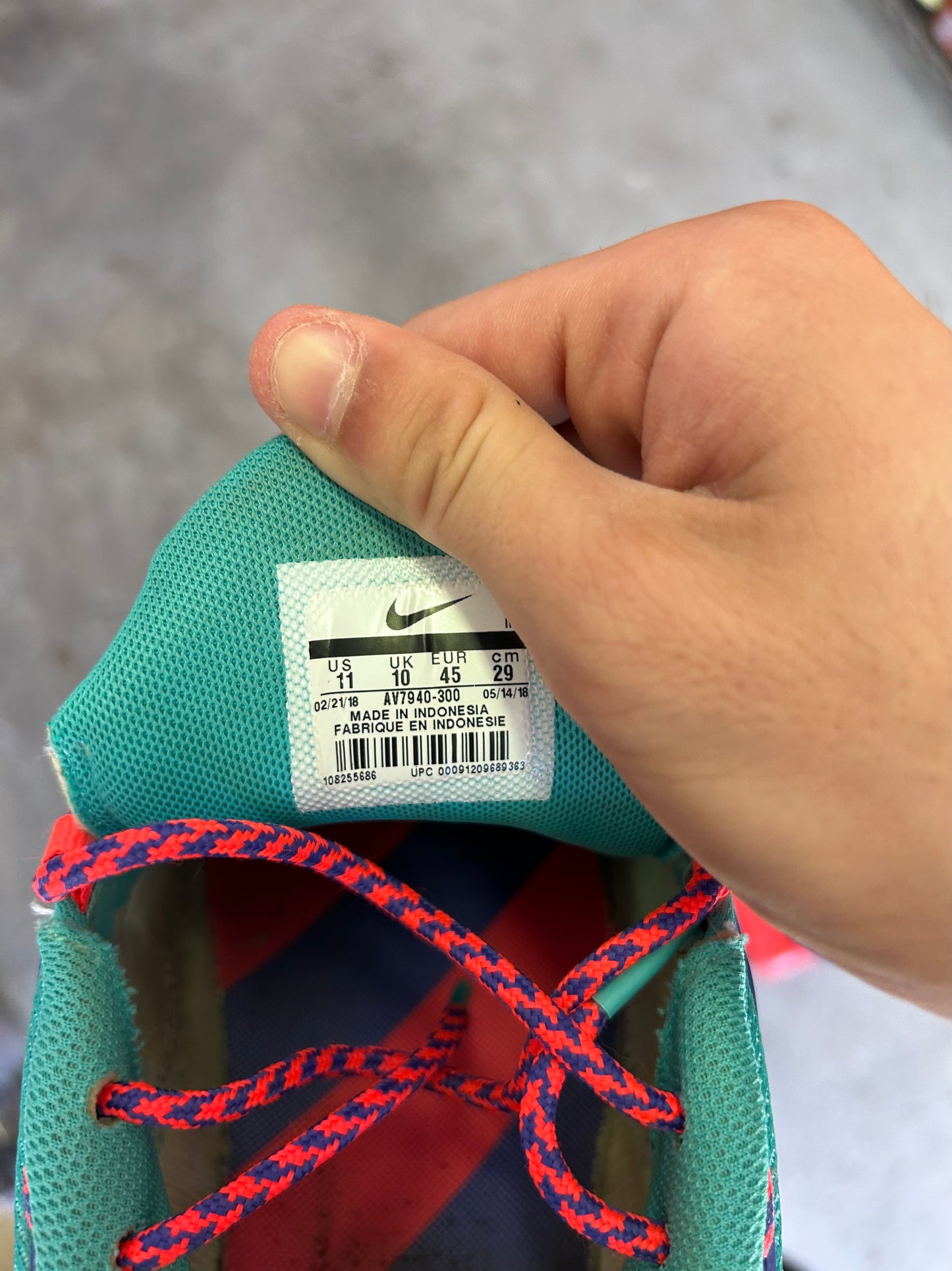 Nike Air Max Plus Discover Your Air US11 Men’s