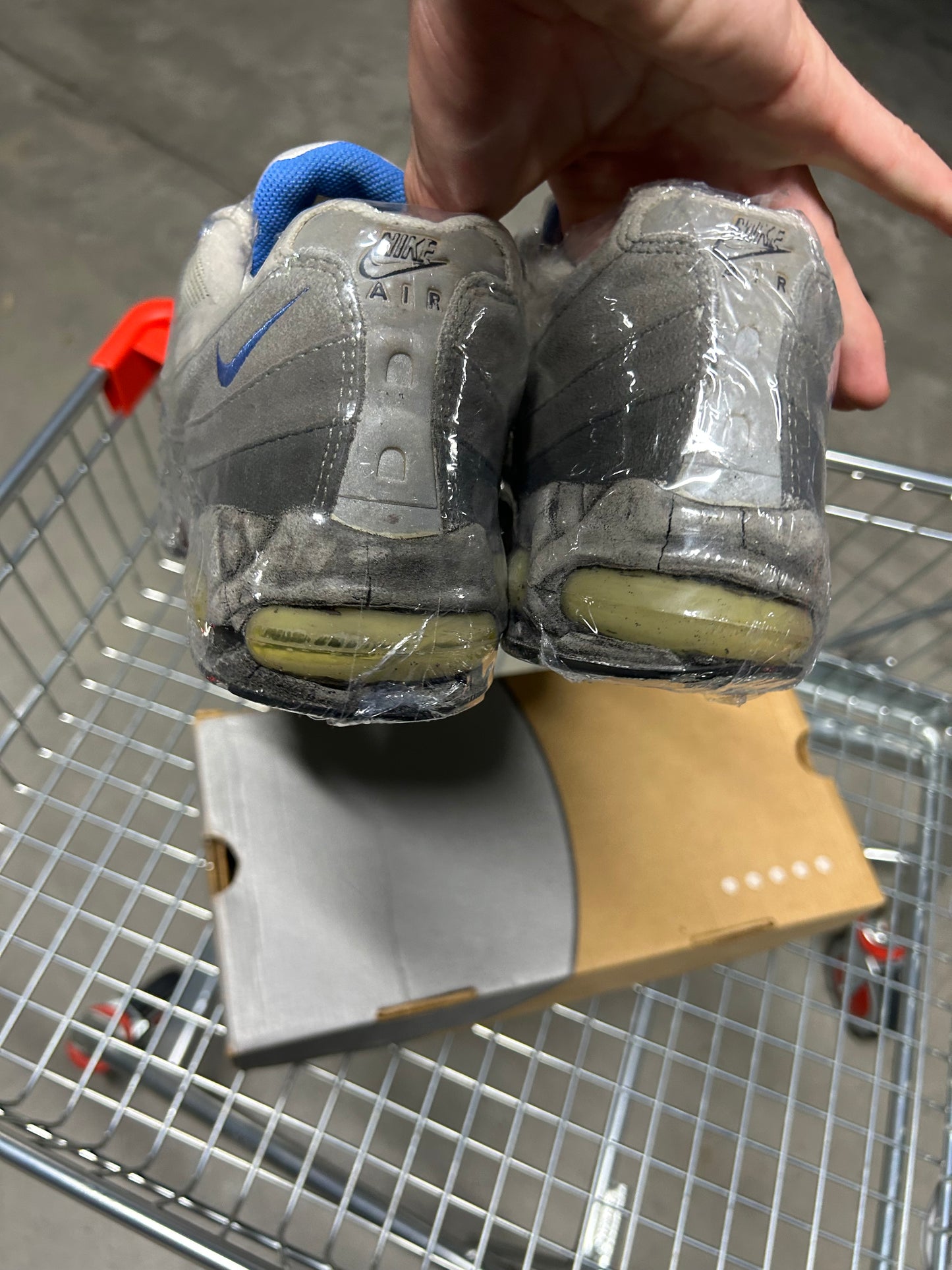 Nike Air Max 95 Black/ Blue crystal (2002) US9.5 men’s