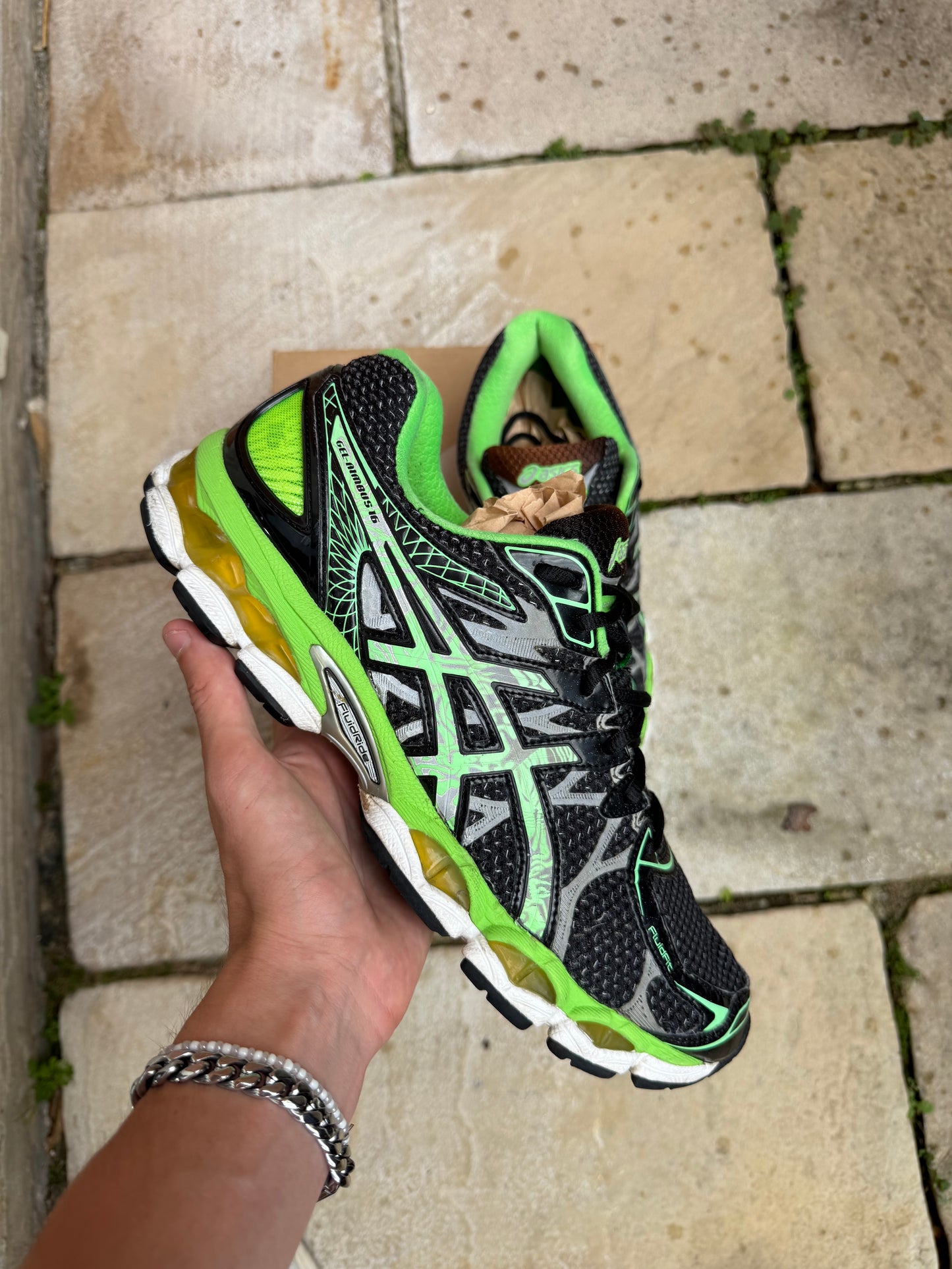 ASICS Gel Nimbus 16 "Volt Green Liteshows" US10.5 Men's
