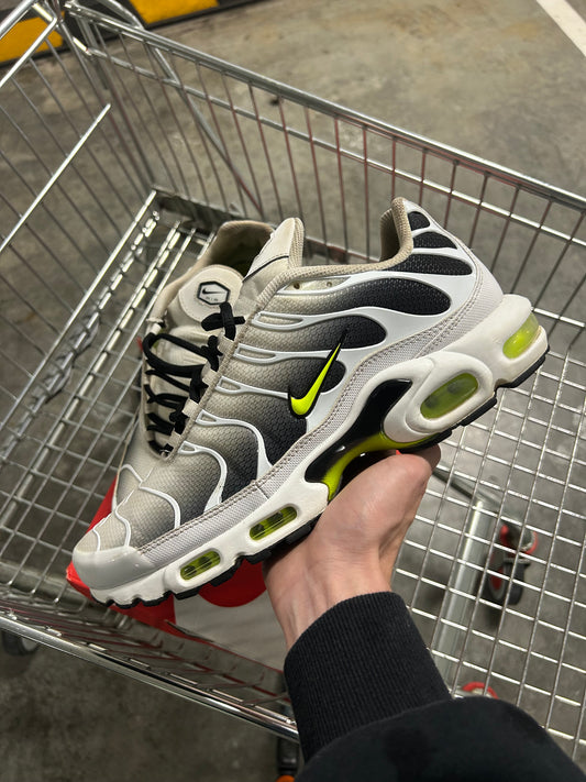 Nike Air Max Plus Volt Fades Men’s US10.5
