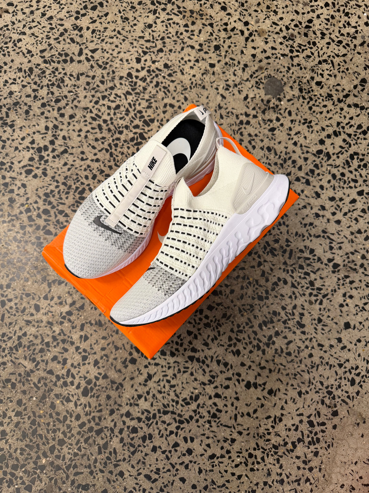 Nike React Phantom Run FK 2 “Light Bone” US11 Men’s