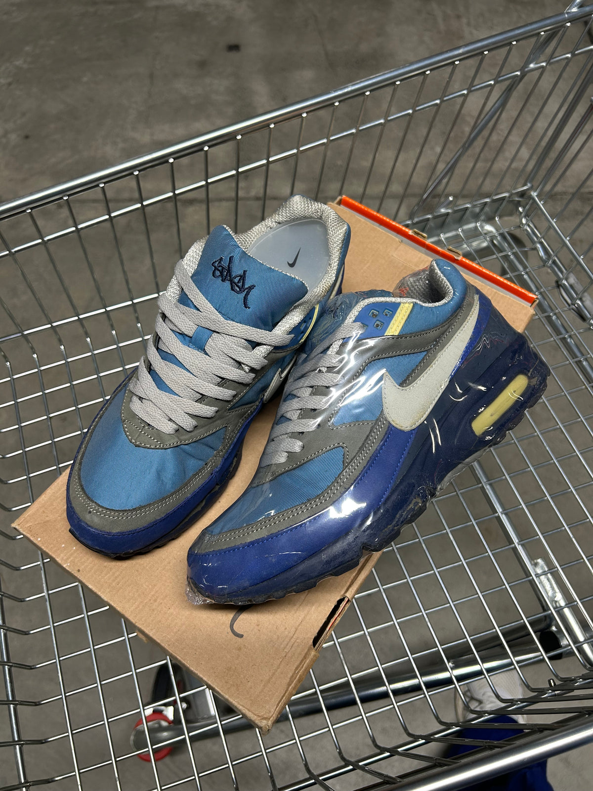 Signed by Stash, Nike Air Max BW Stash (2003) 0573-1000 US8.5 Men’s