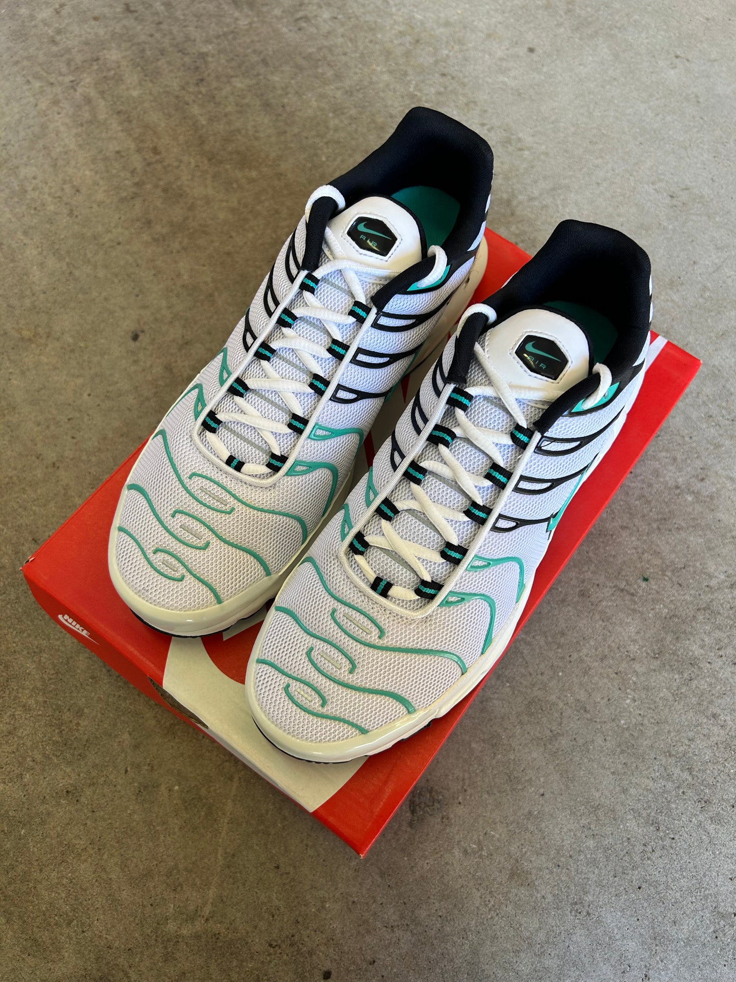 Nike Air Max Plus Tiffany Hyper Jade US10.5 Men’s