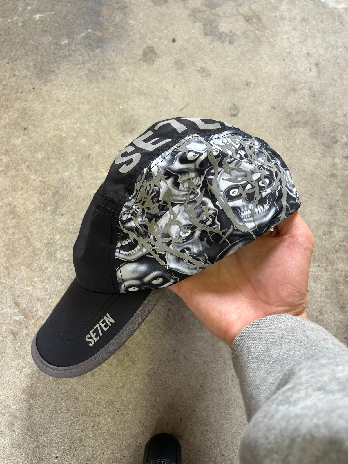 SE7EN Black Skull Hat