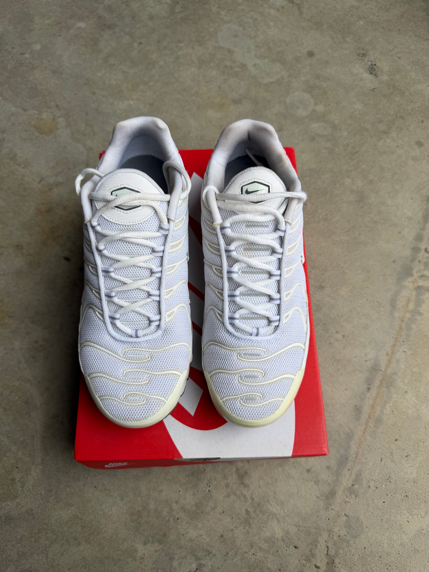 Nike Air Max Plus Casper US9 Men’s (2018)