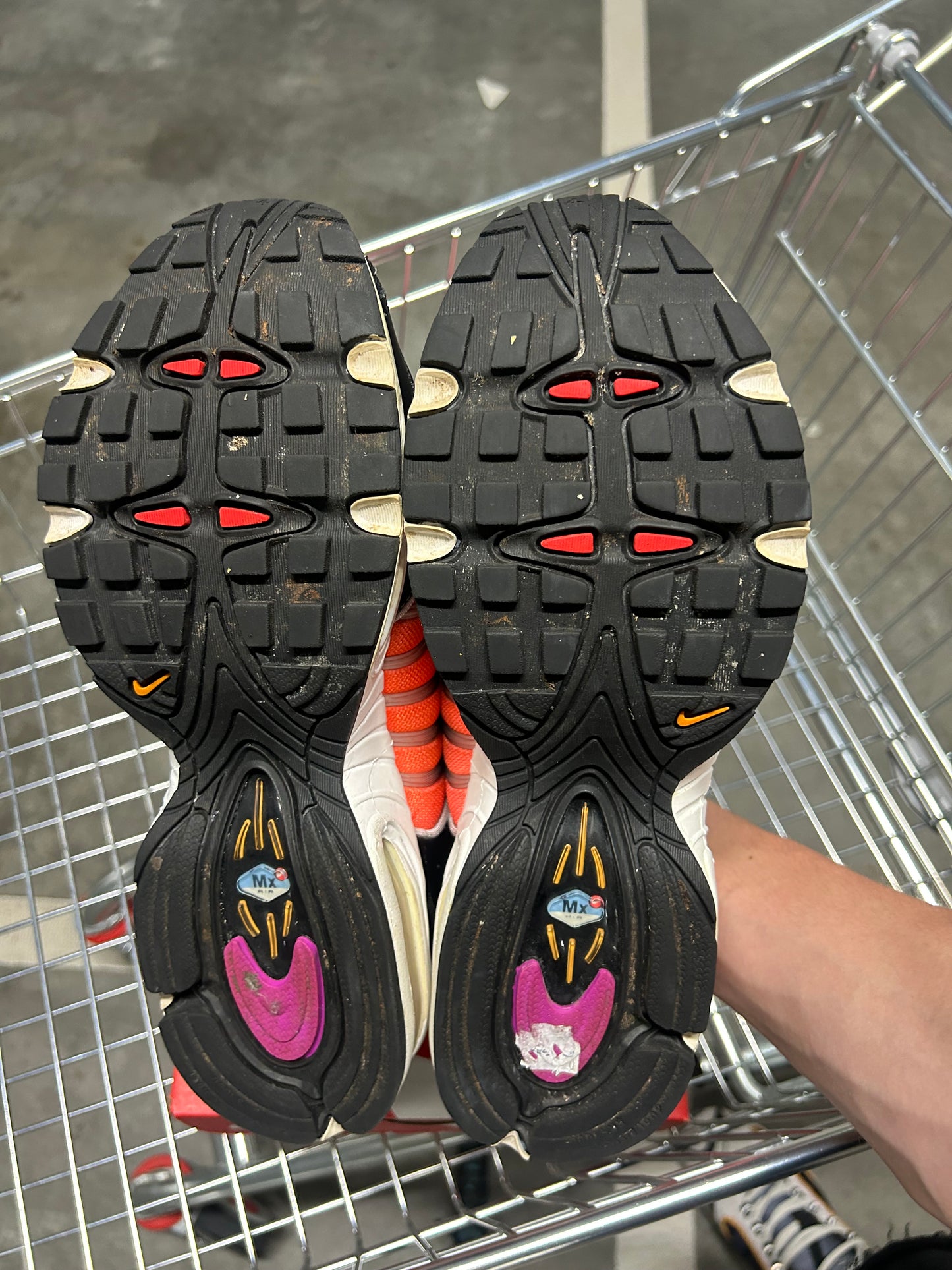 Nike Tailwind 4 Suns Men’s US9