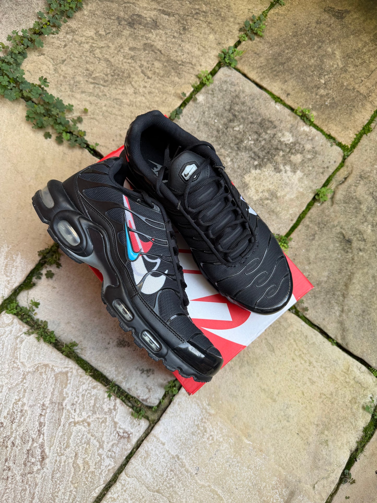 Nike Air Max Plus "Black Quad Swoosh" US12 men's