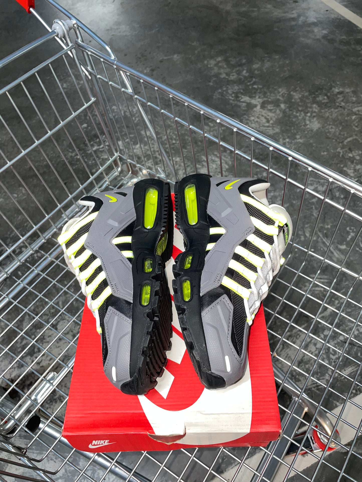 Nike NDSTRKT Air Max 95 Neon US9 Men’s