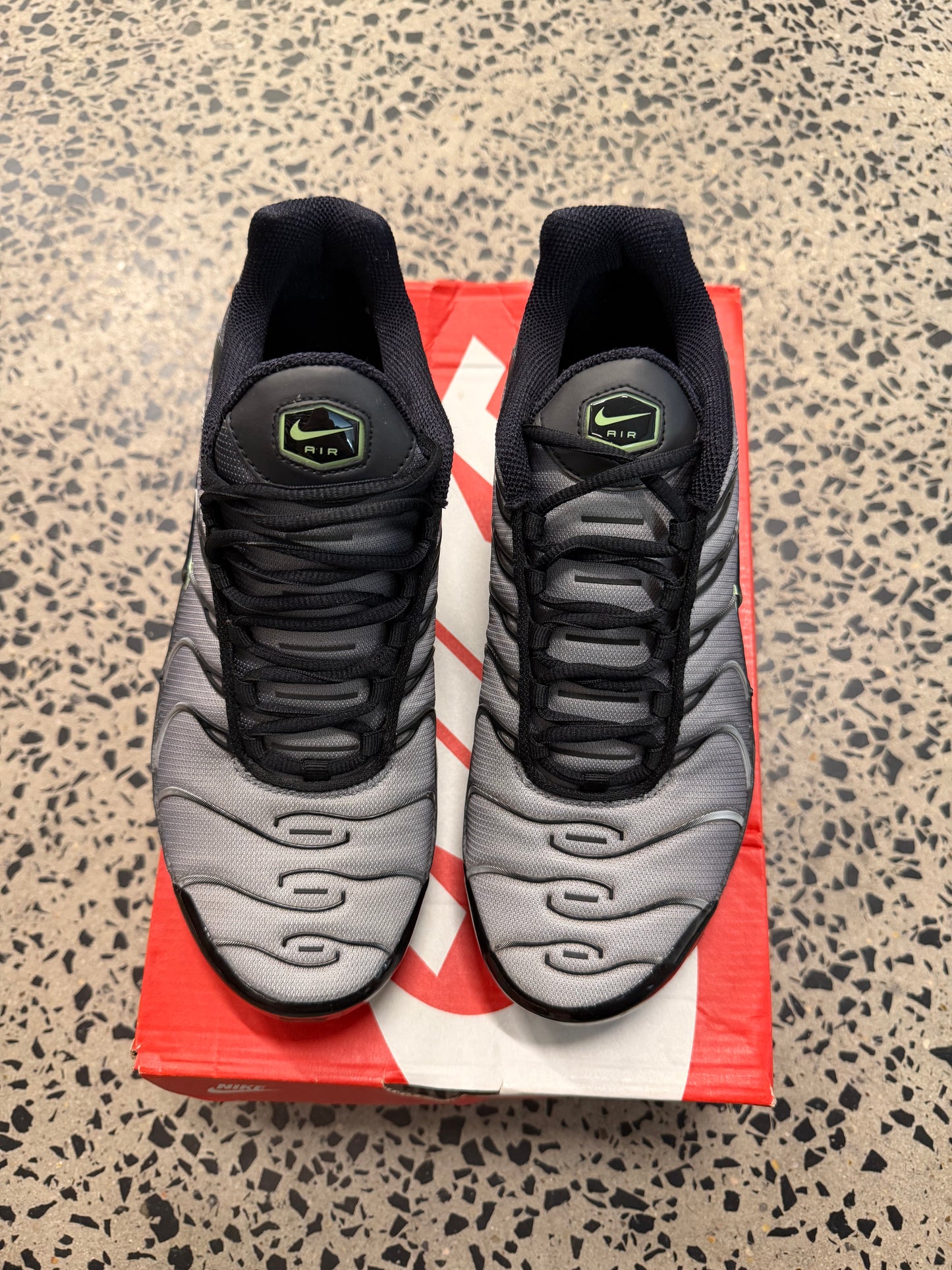 Nike Air Max Plus Particle Grey/ Phantom US9 Men’s