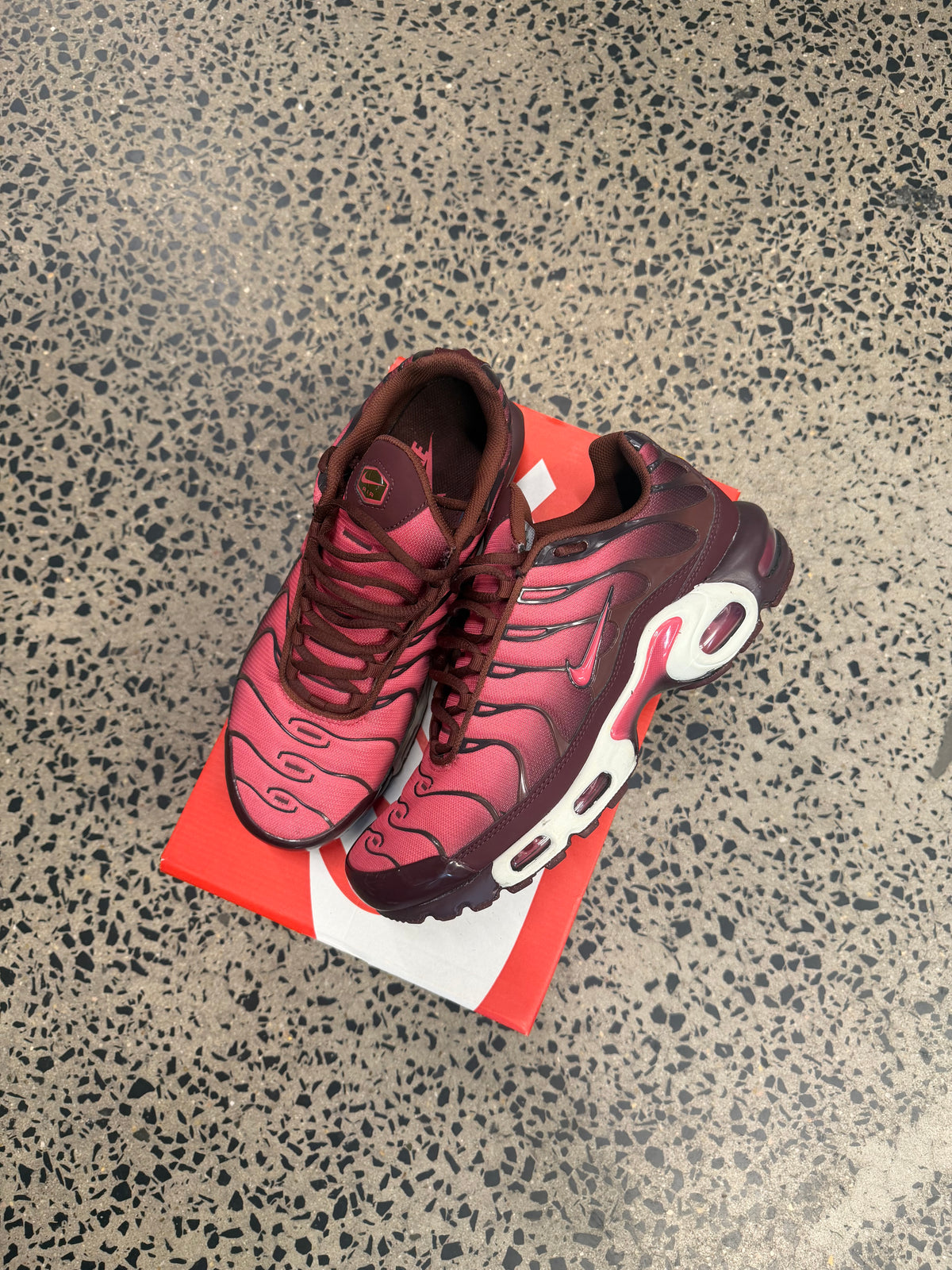 Nike Air Max Plus “Burgundy Crush” US11 Women’s/ 9.5 Men’s