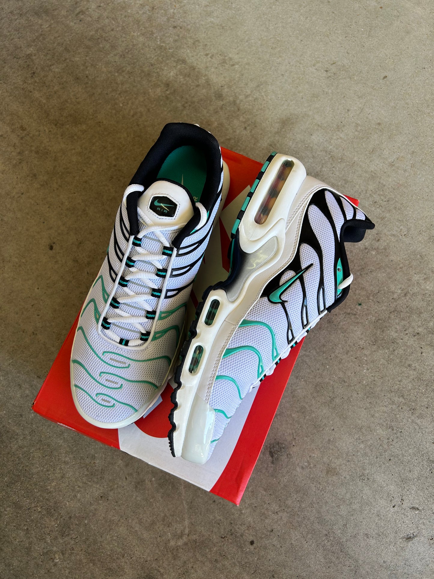 Nike Air Max Plus Tiffany Hyper Jade US10.5 Men’s