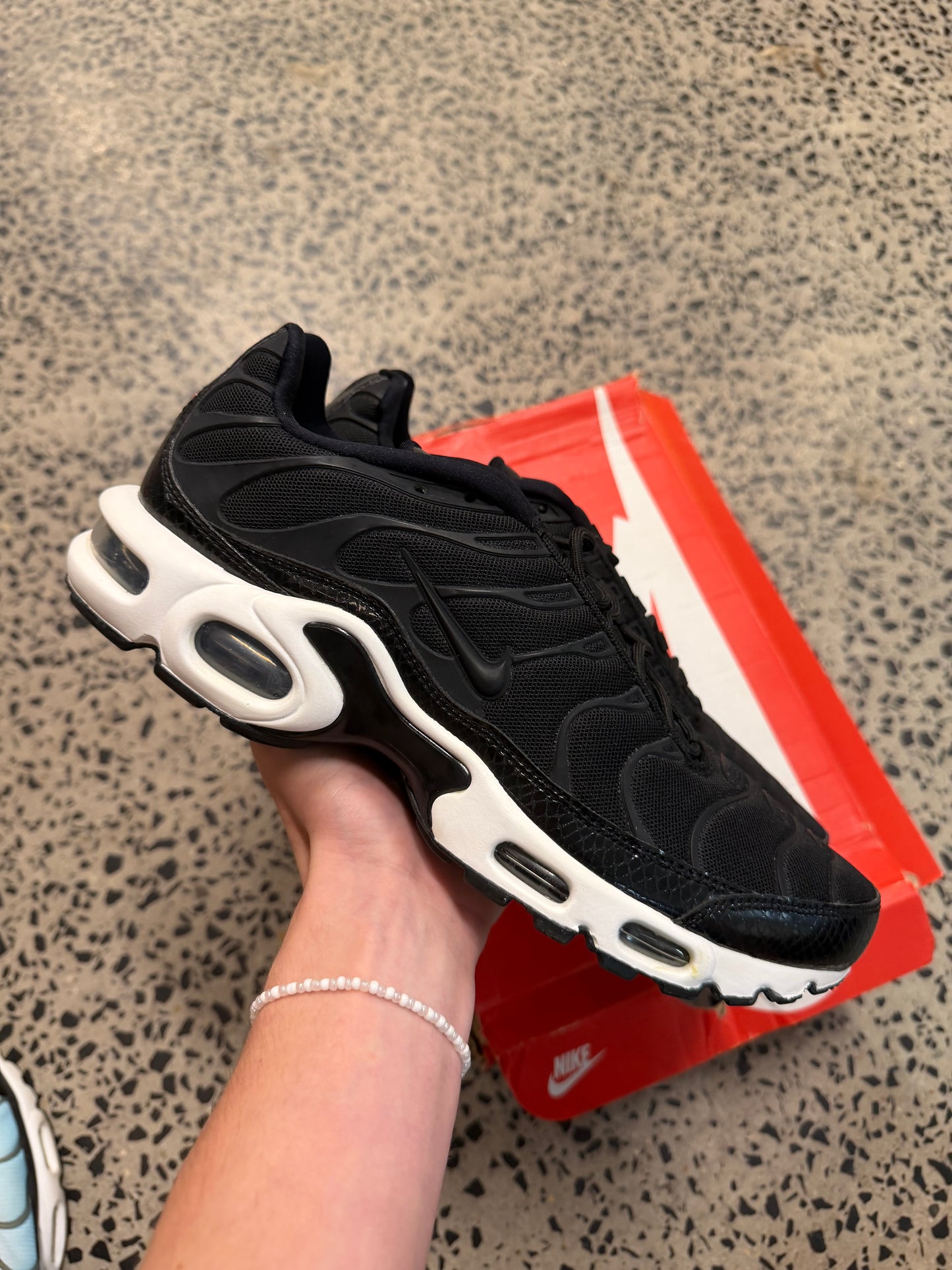 Nike Air Max Plus Snakeskin Black US11 Women’s/ 9.5 Men’s