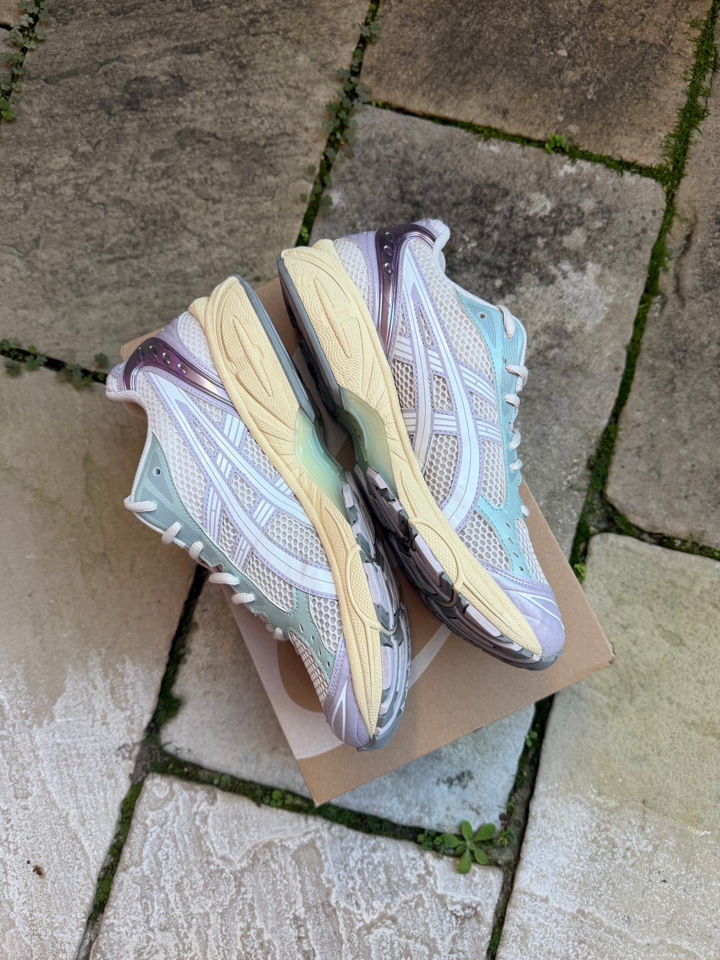 ASICS GEL KAYANO 14 "Cream Dusk Violet" US9 Men's