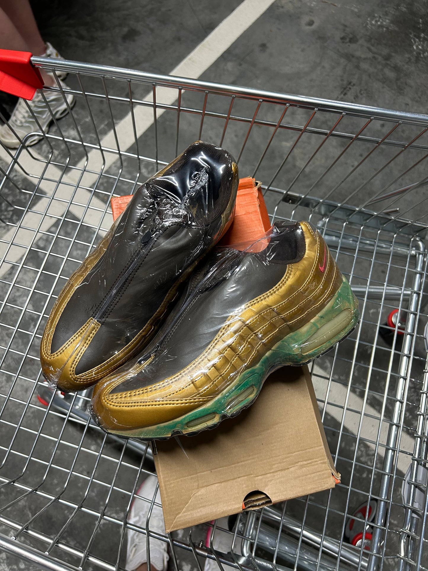 Nike Air Max 95 Zipper Met Gold/Hothouse-Dark Mocha (2001) US9 Men’s