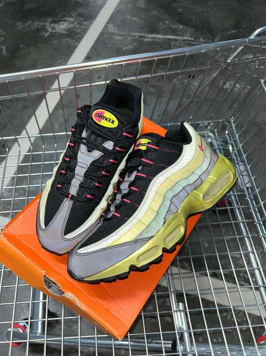 Nike Air Max 95 Premium Black Flamingo Pilgrim (2007) US9 Men’s