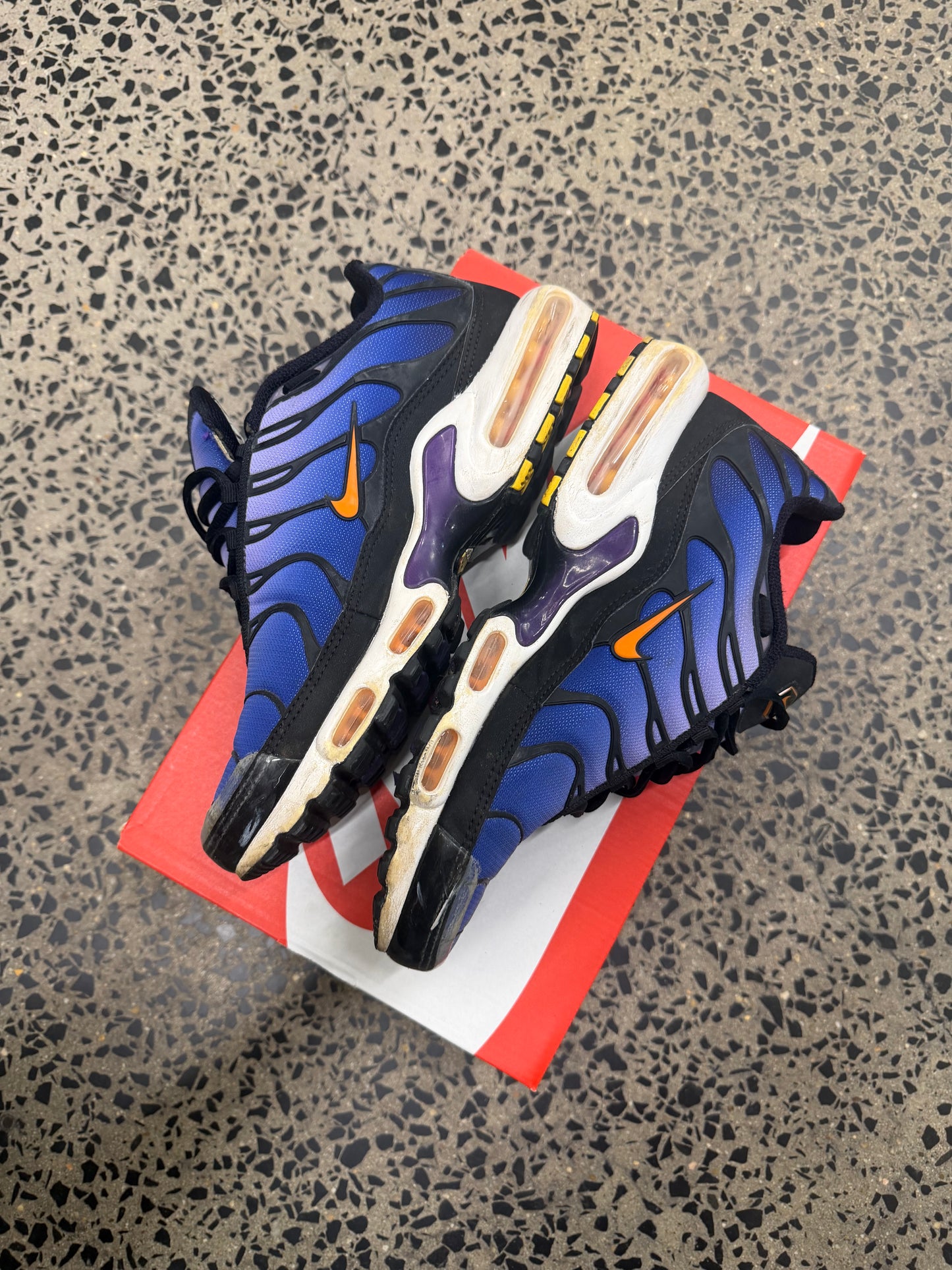 Nike Air Max Plus "Purple Volts" US10 Men's (2018 Release)