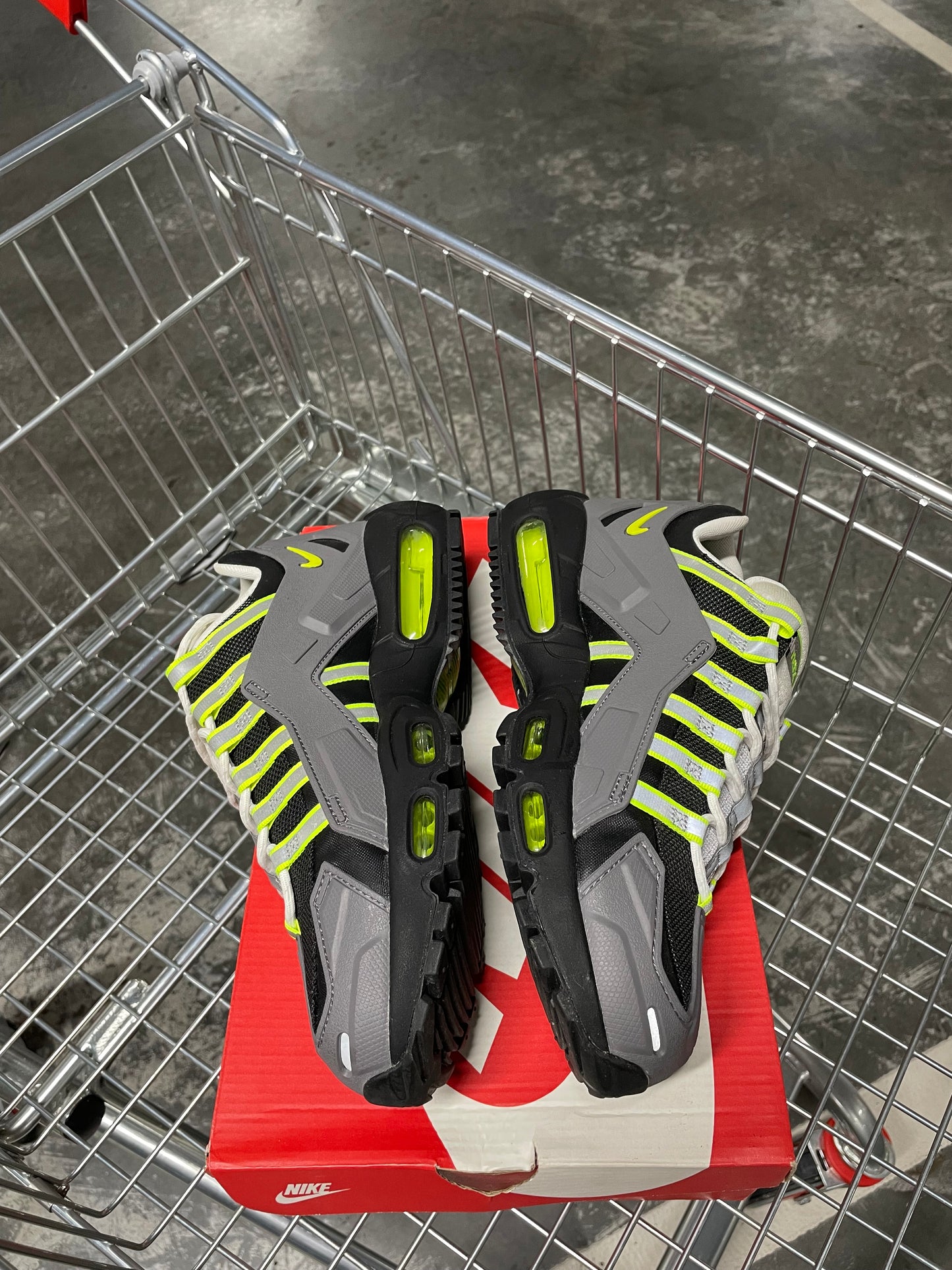 Nike NDSTRKT Air Max 95 Neon US9 Men’s