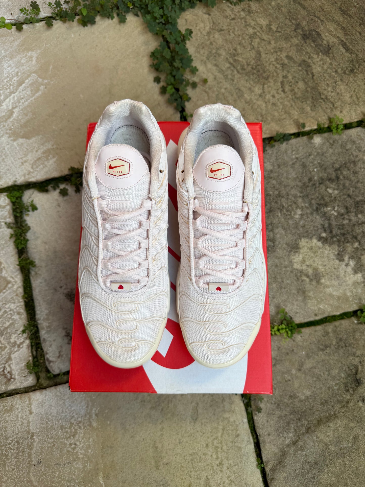 Nike Air Max Plus "Women's Valentines" US11 Women's/ 9.5 Men's