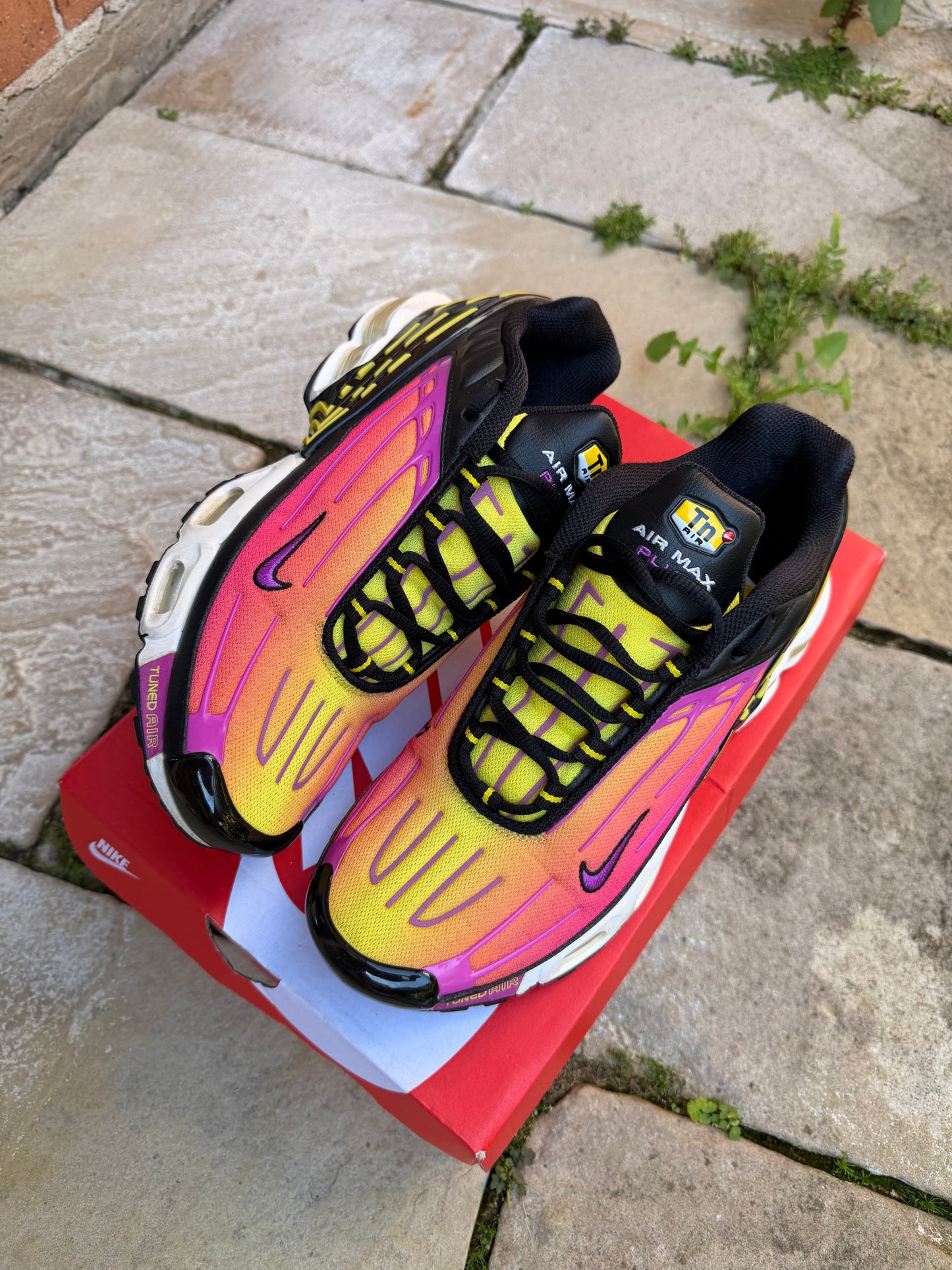 Nike Air Max Plus 3 “Hyper Violet” US9 Men’s