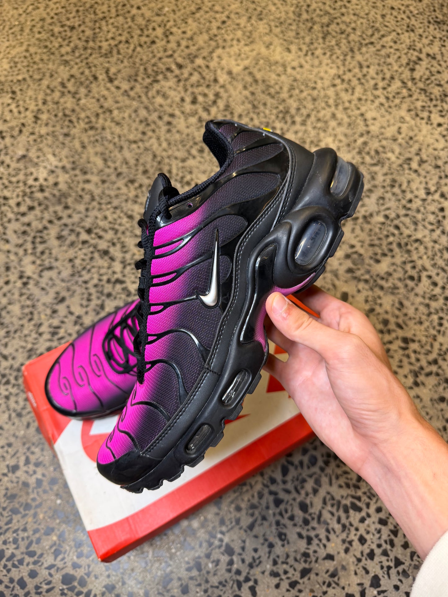 Nike Air Max Plus Pink Deadpool US9.5 Mens