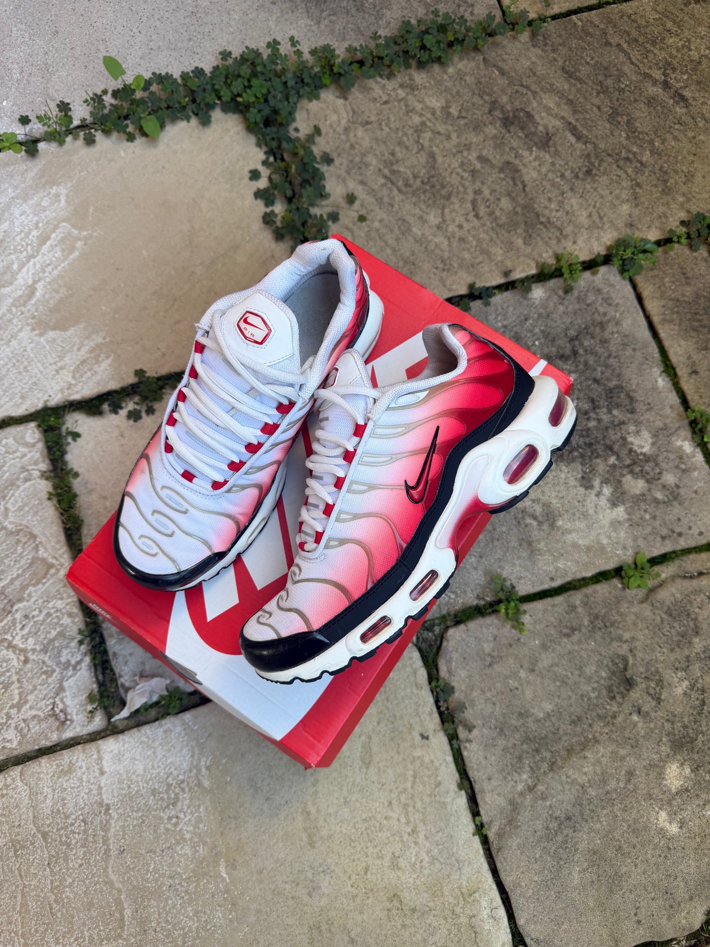 Nike Air Max Plus "White University Red" US9 Men's