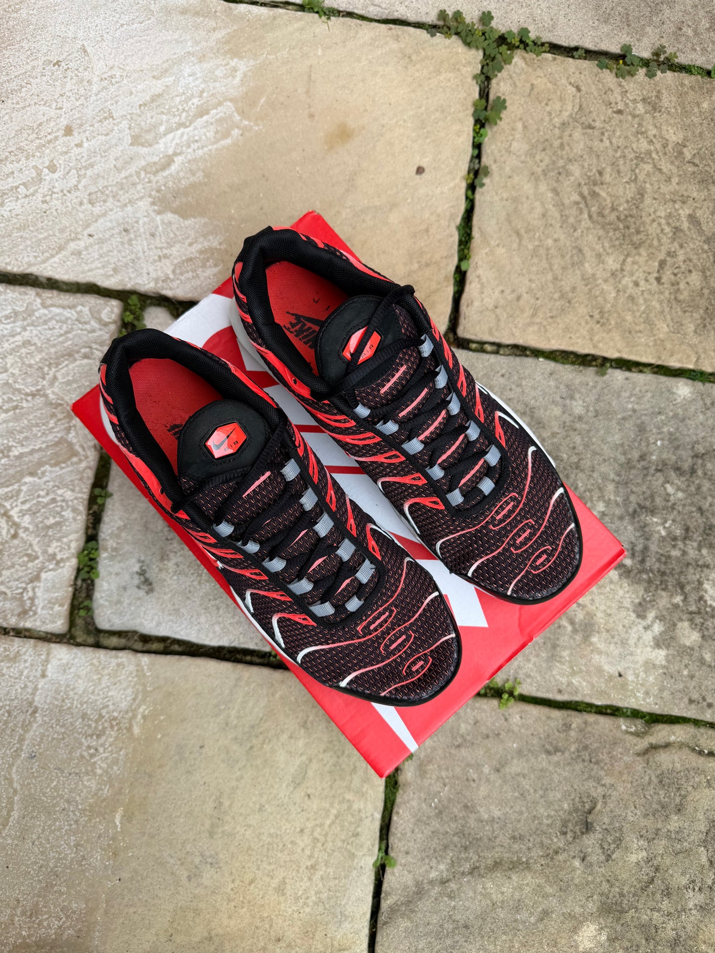 Nike Air Max Plus "Hot Siren Red" US11 Men's