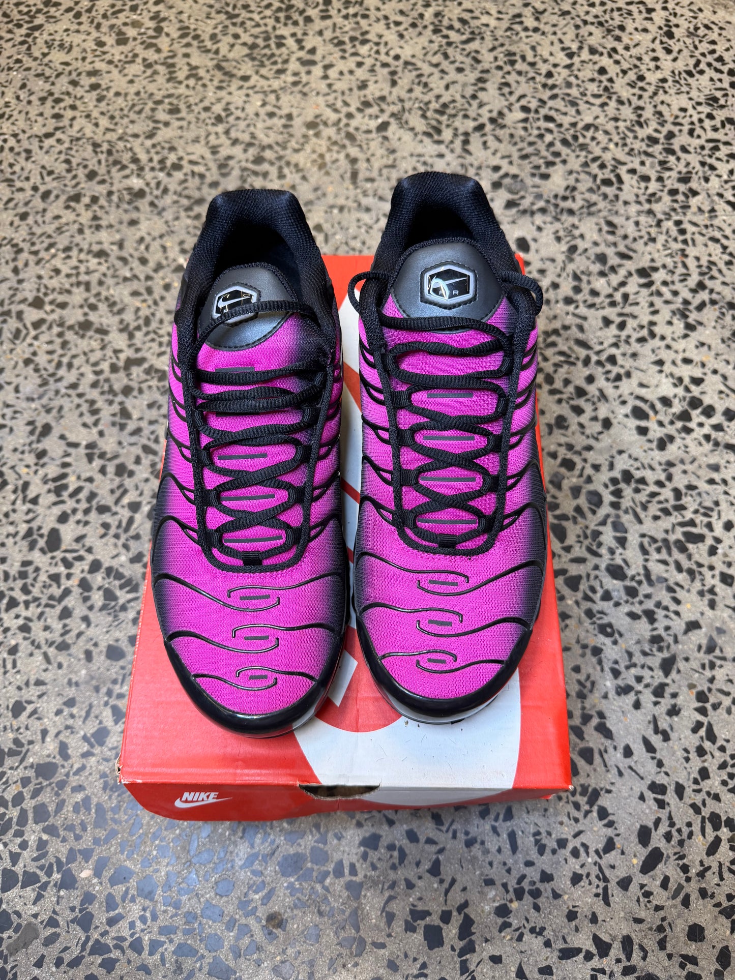 Nike Air Max Plus Pink Deadpool US9.5 Mens