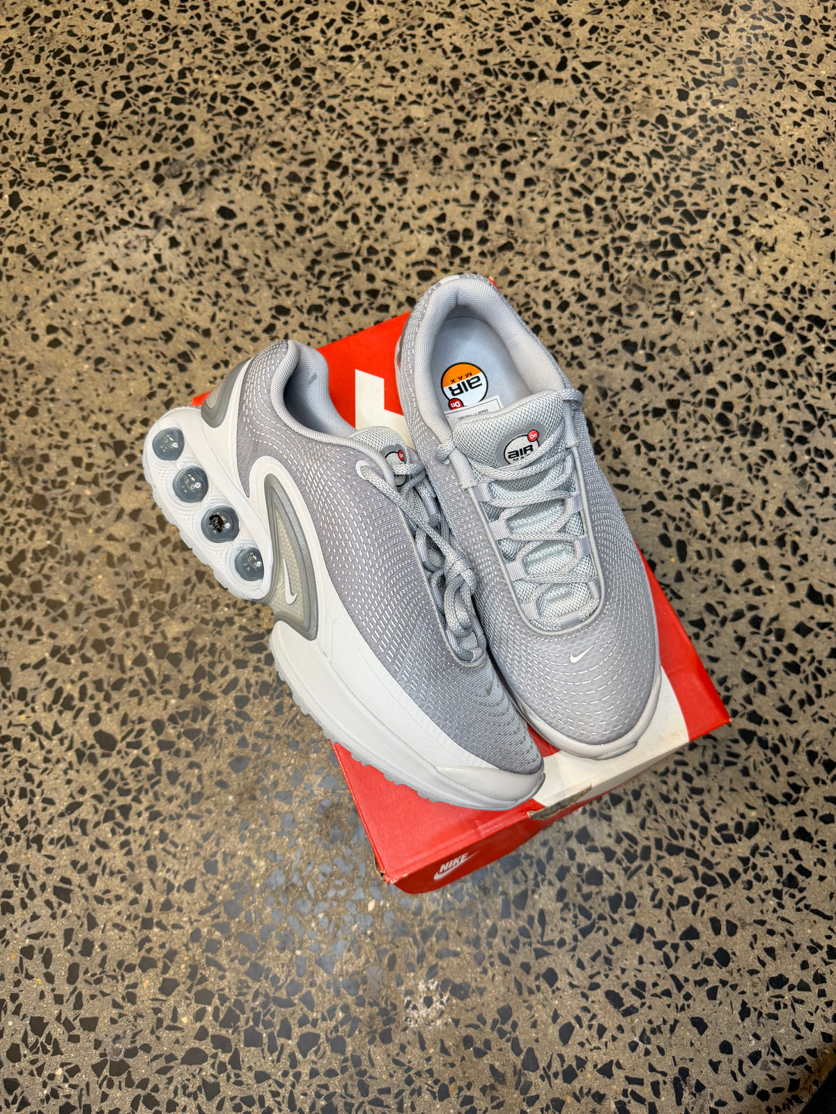 Nike Air Max DN Wolf Grey US9.5