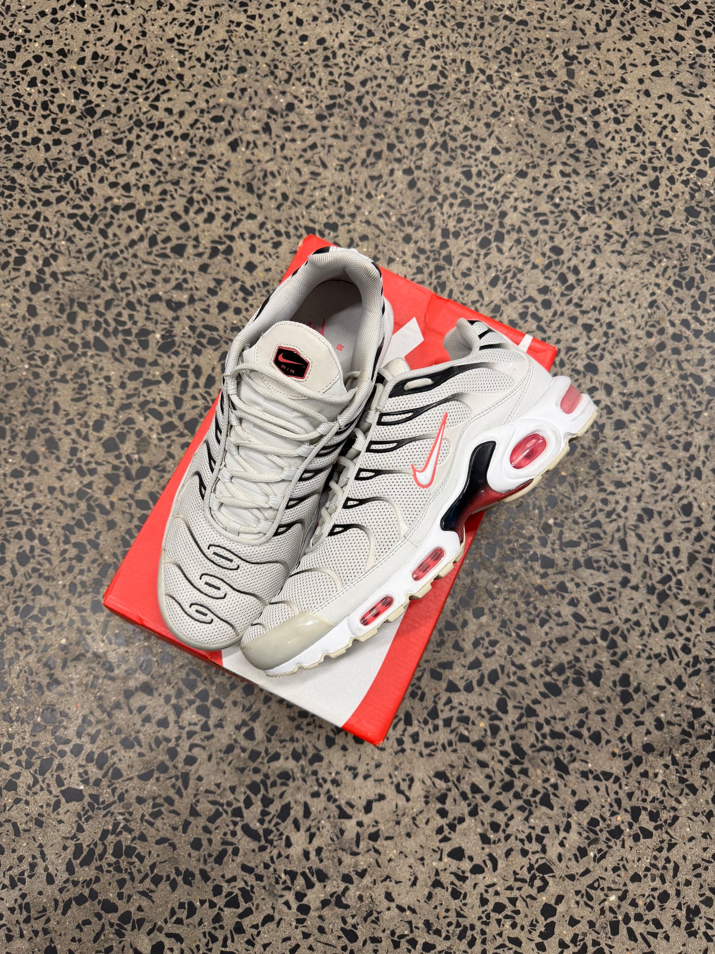 Nike Air Max Plus "Light Bone" US10.5 Men's