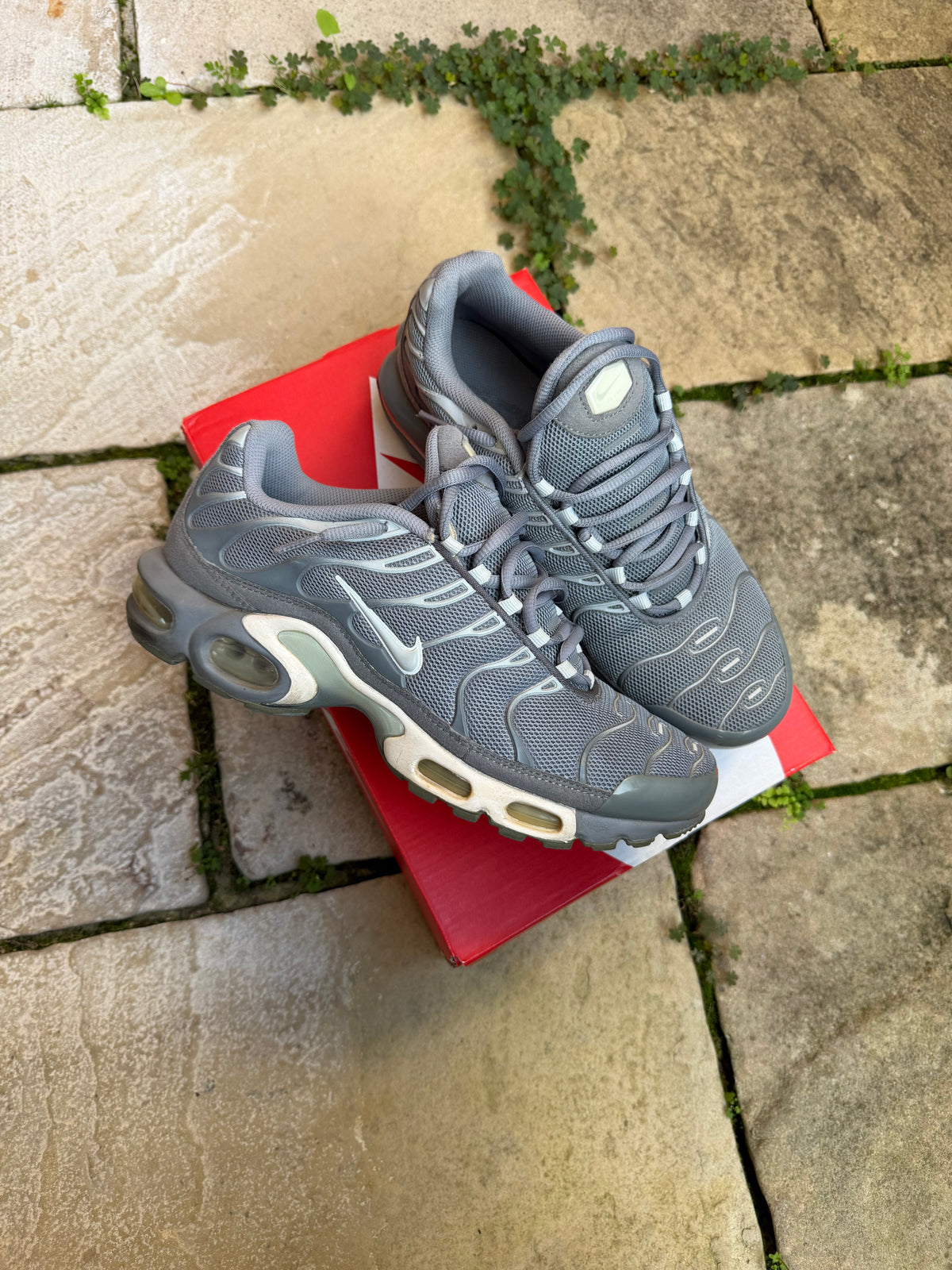 Nike Air Max Plus "Cool Grey" (2015) US9 Men's