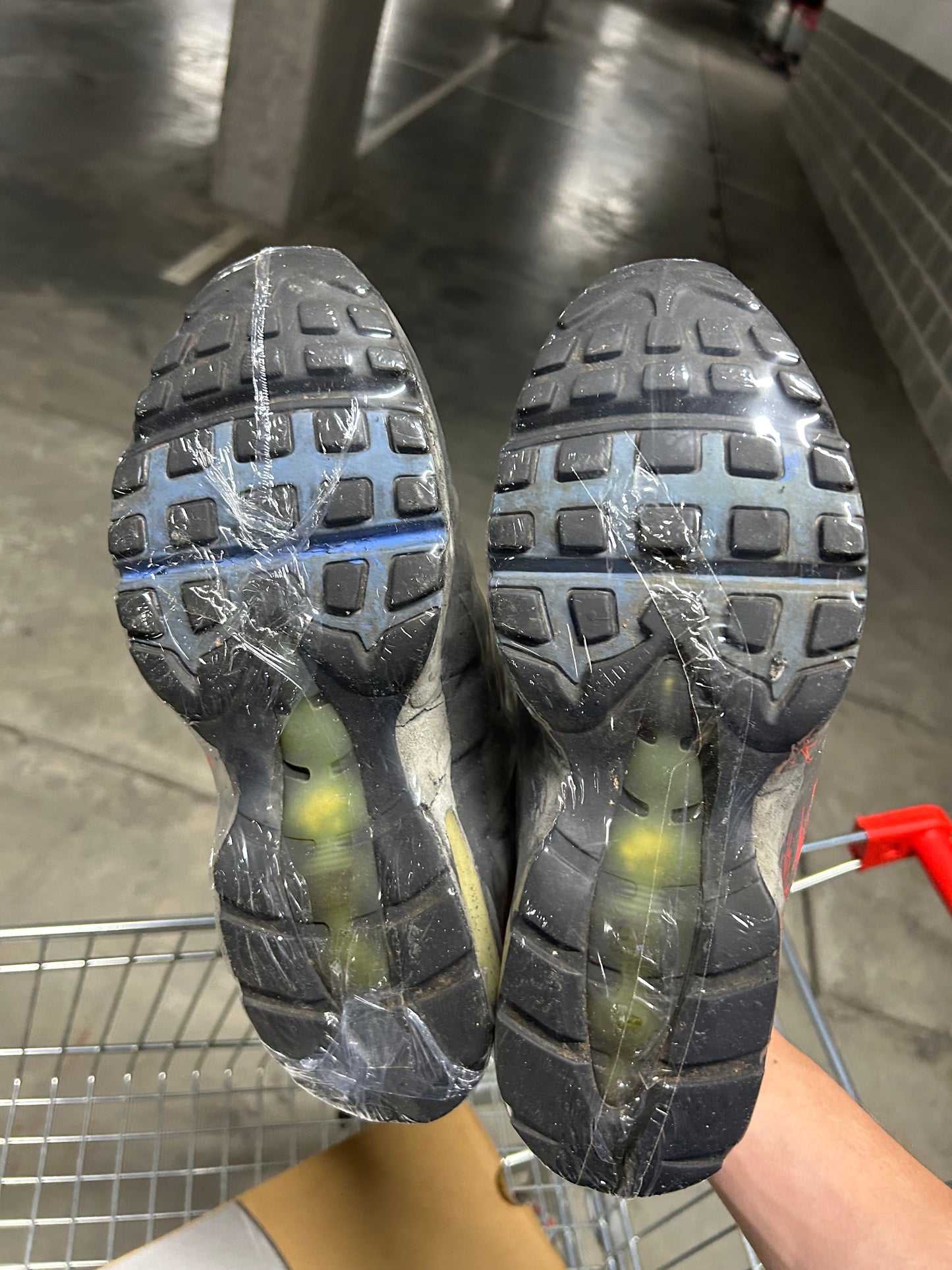 Nike Air Max 95 Black/ Blue crystal (2002) US9.5 men’s