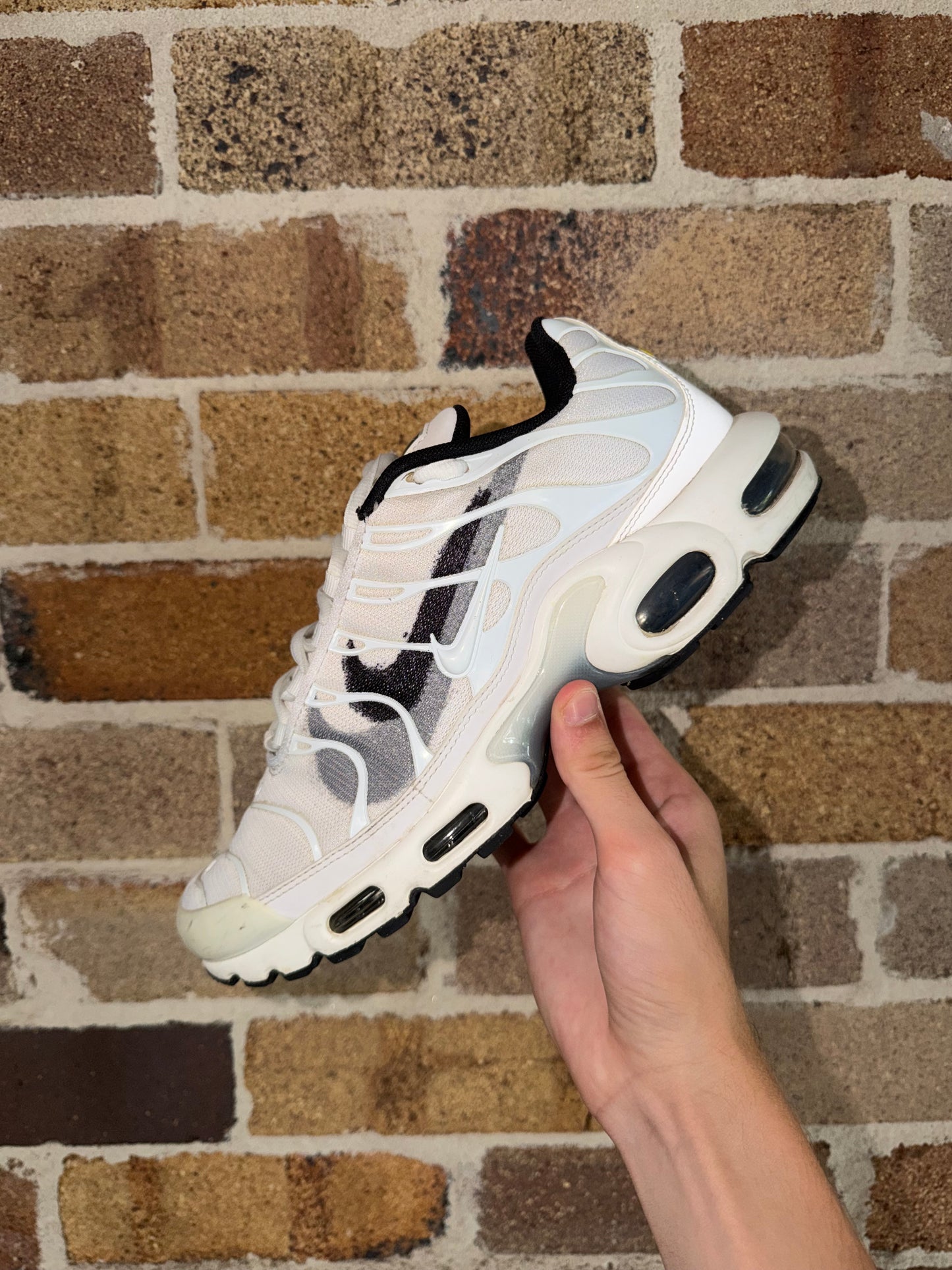 Nike Air Max Plus 'Spray Paint Swoosh" US9 Men's