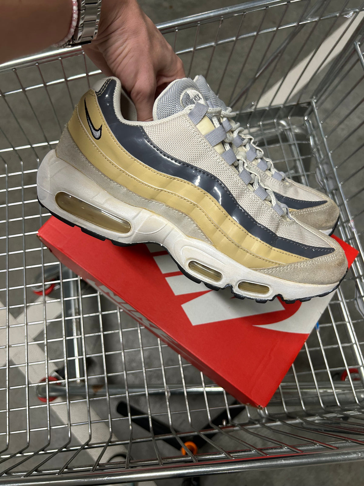 Nike Air Max 95 'Light Bone Wolf Grey Mushroom' US10 Women's / US8.5 Men's