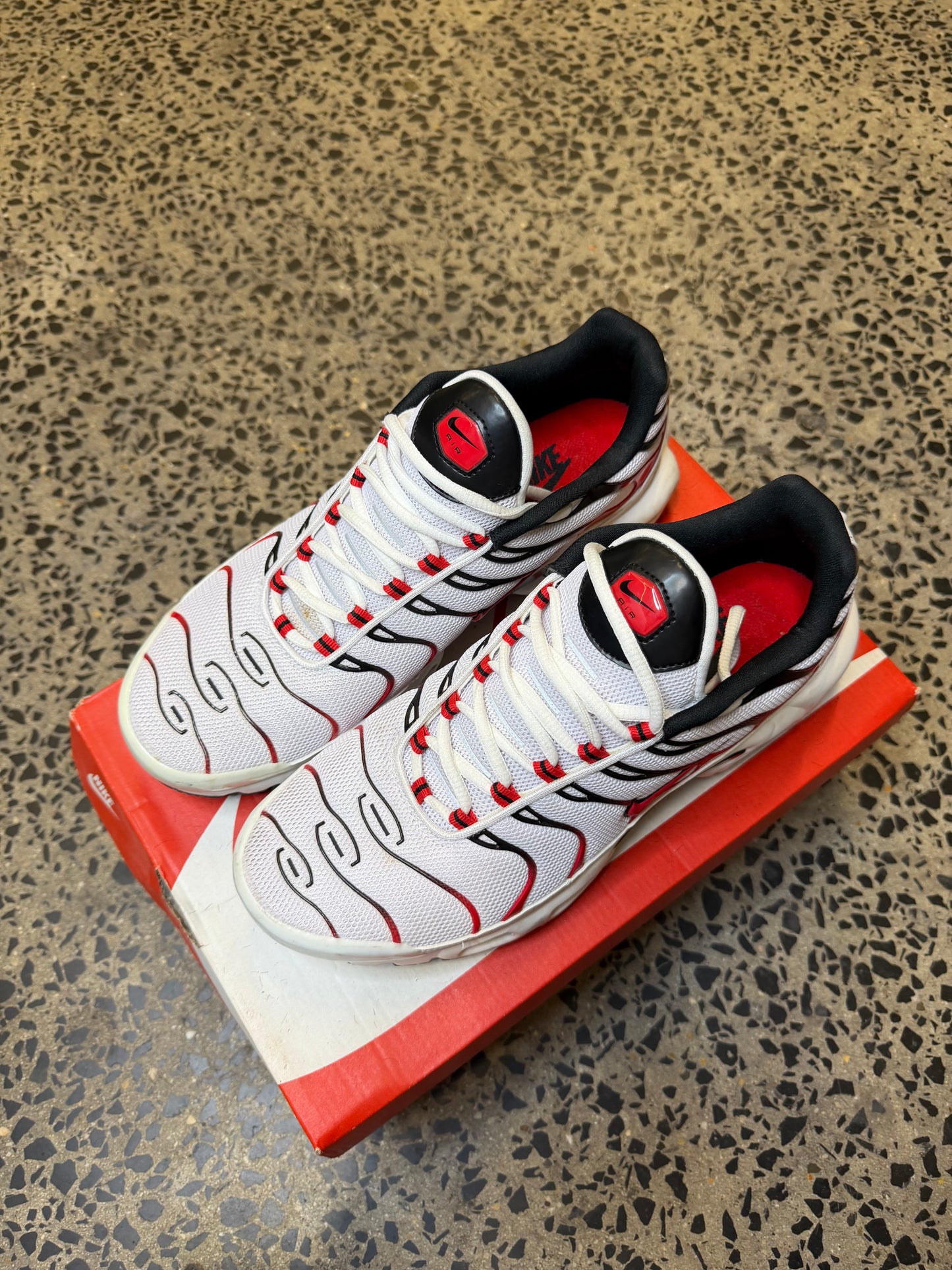 Nike Air Max Plus Kombat US10 Men's